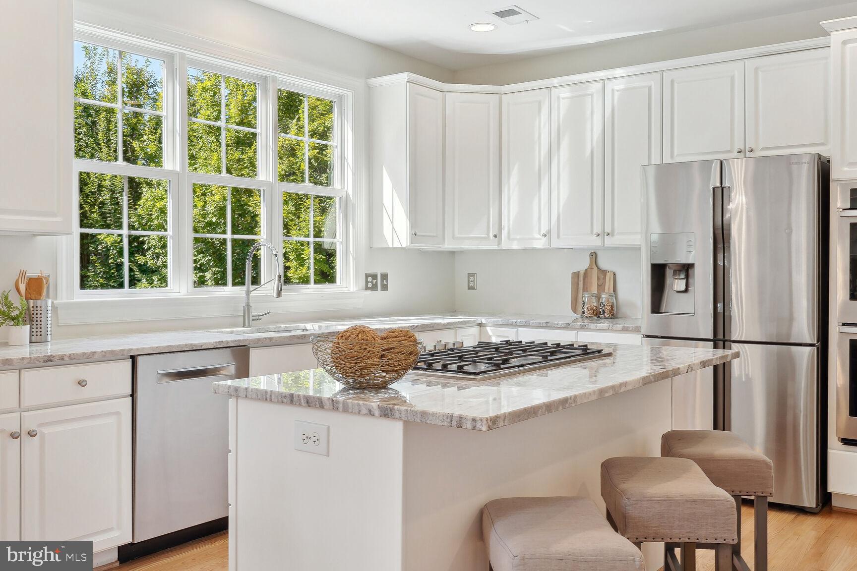 ROCK SPRING - Residential