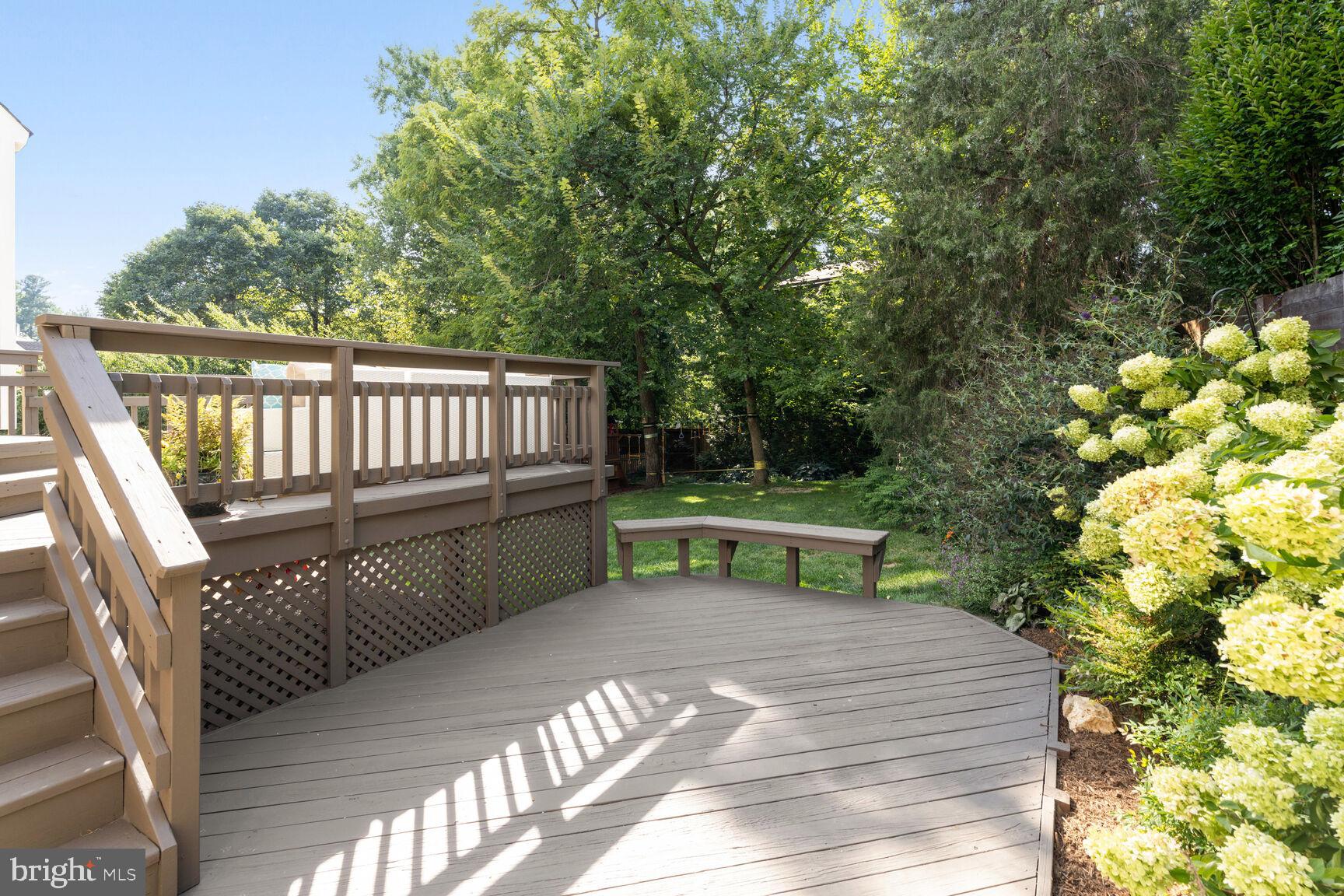 ROCK SPRING - Residential