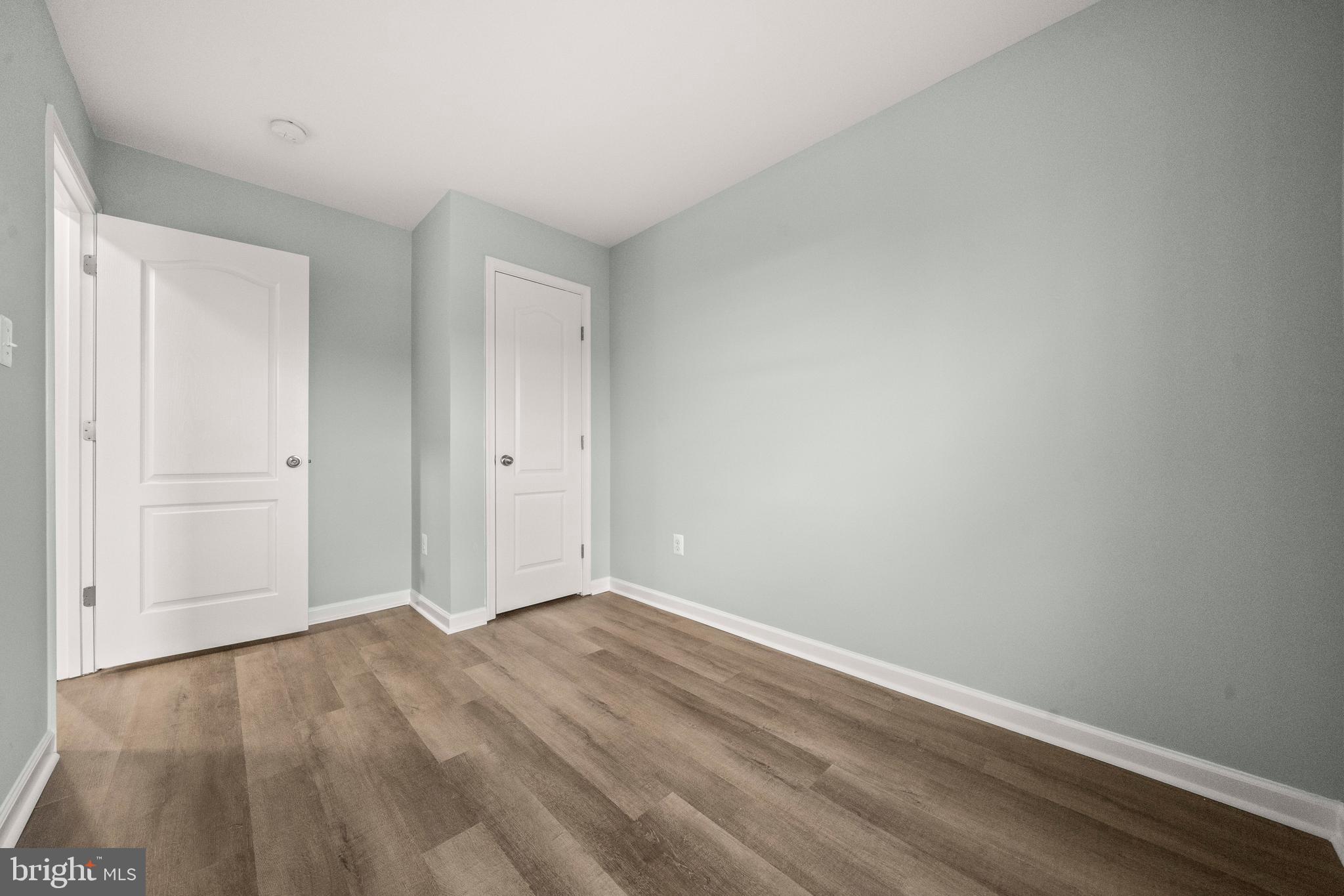 SHEFFIELD/FAIRWAY VILLAGE - Residential