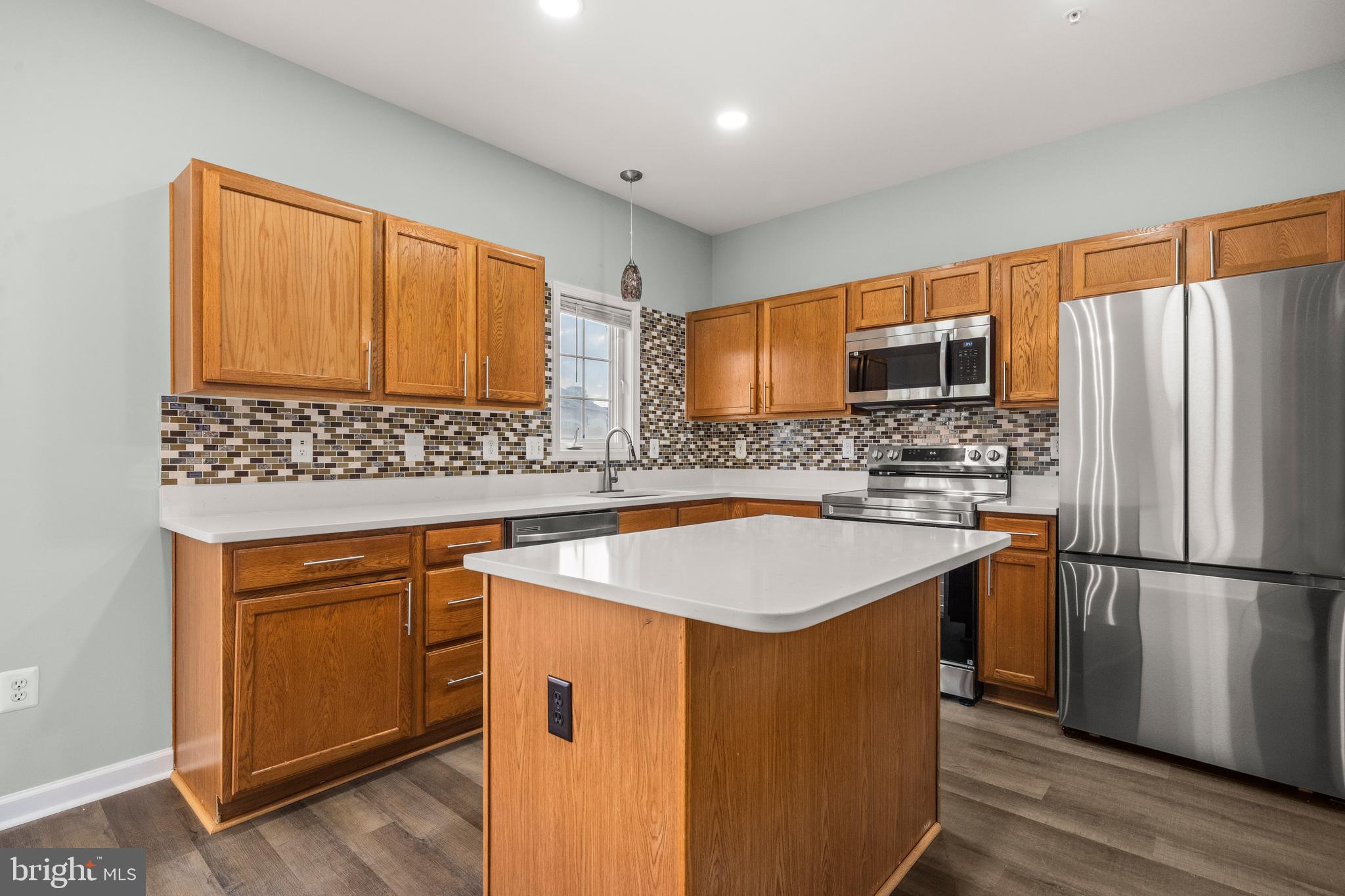 SHEFFIELD/FAIRWAY VILLAGE - Residential