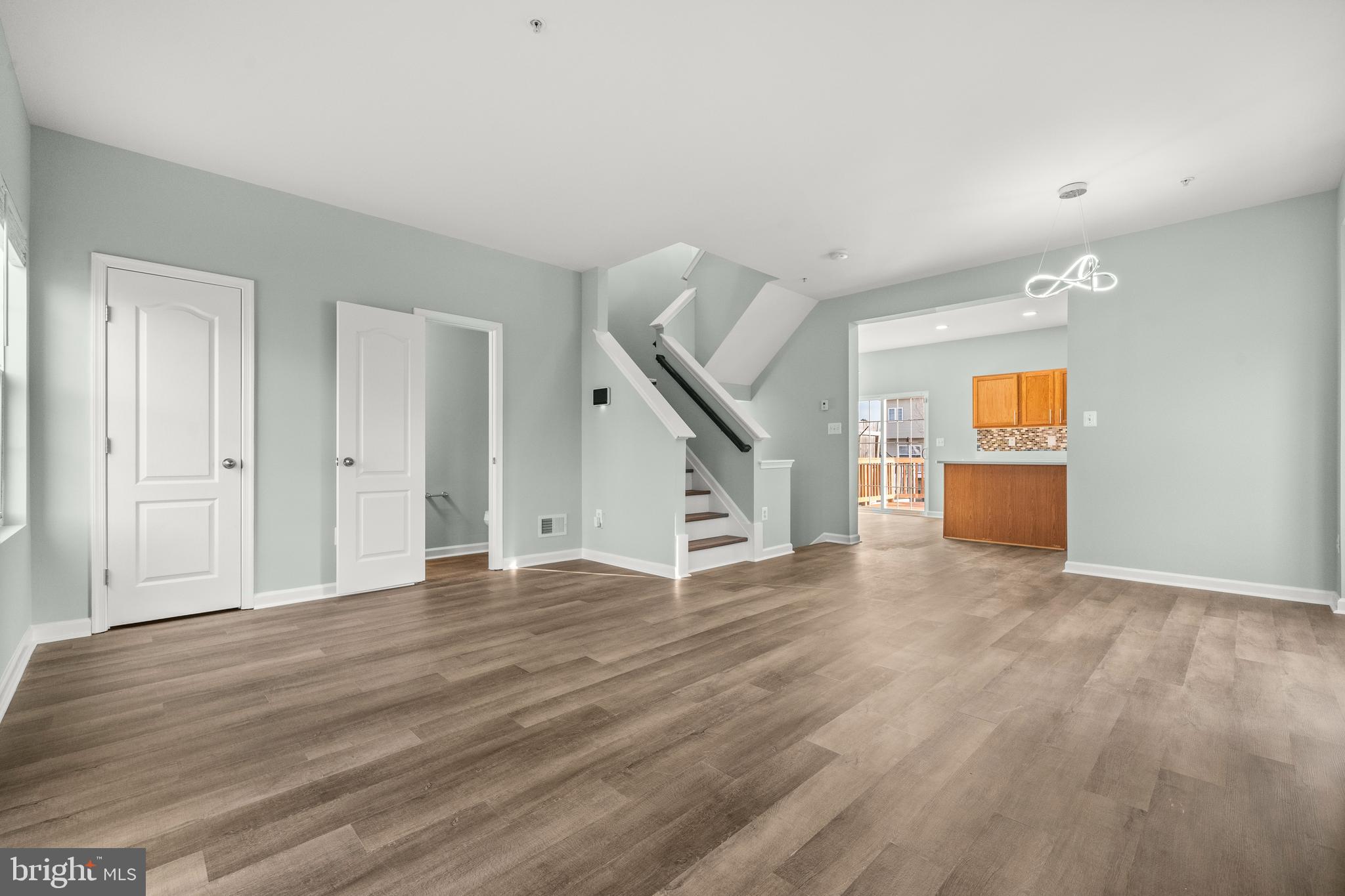 SHEFFIELD/FAIRWAY VILLAGE - Residential