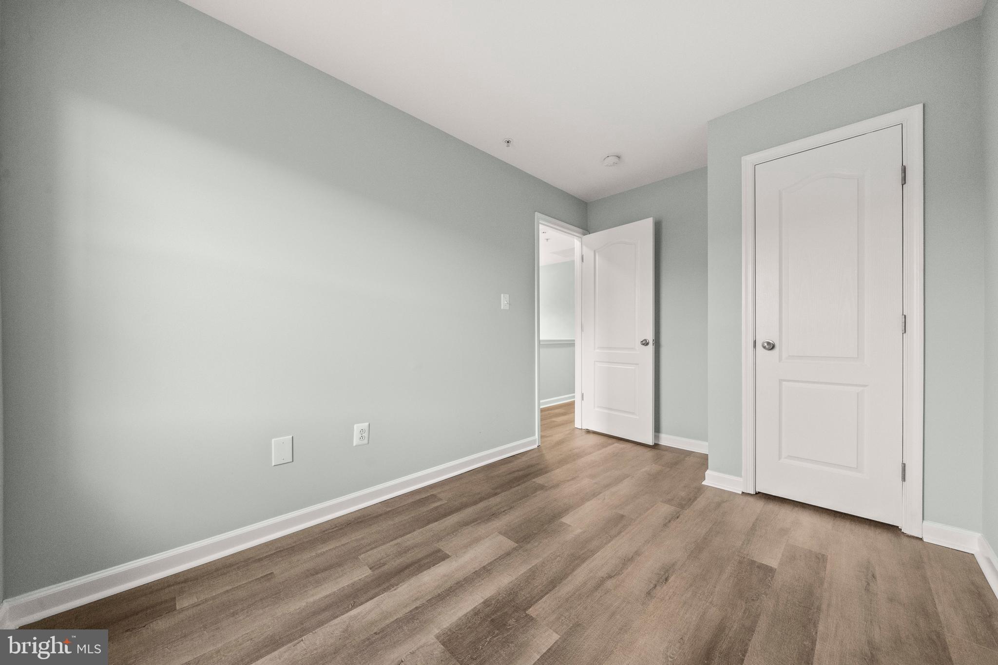 SHEFFIELD/FAIRWAY VILLAGE - Residential