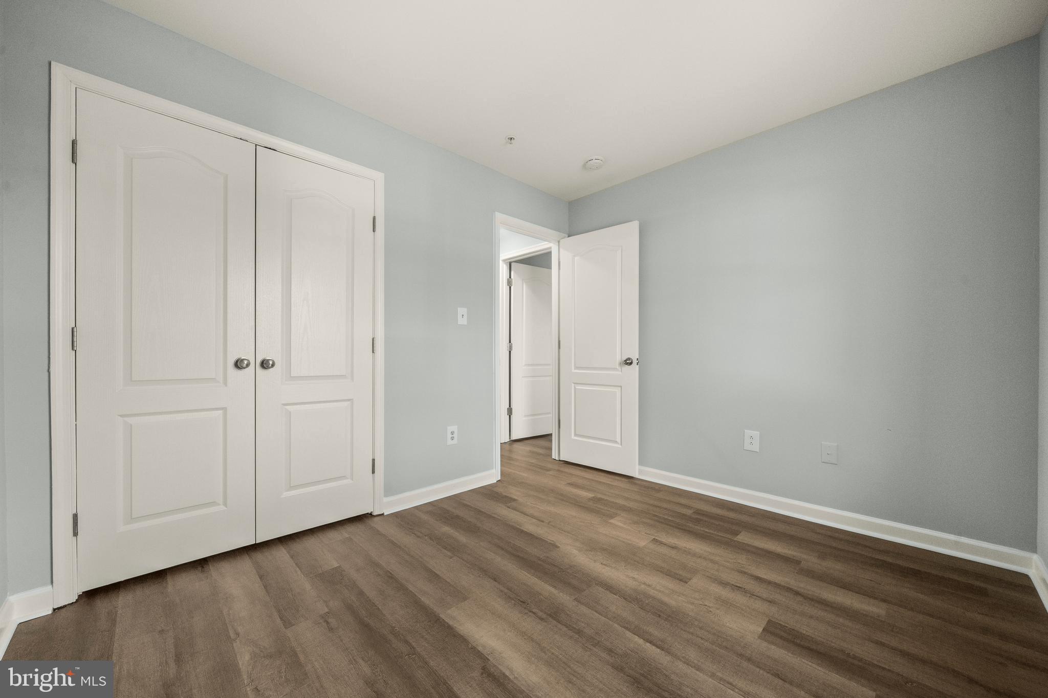 SHEFFIELD/FAIRWAY VILLAGE - Residential