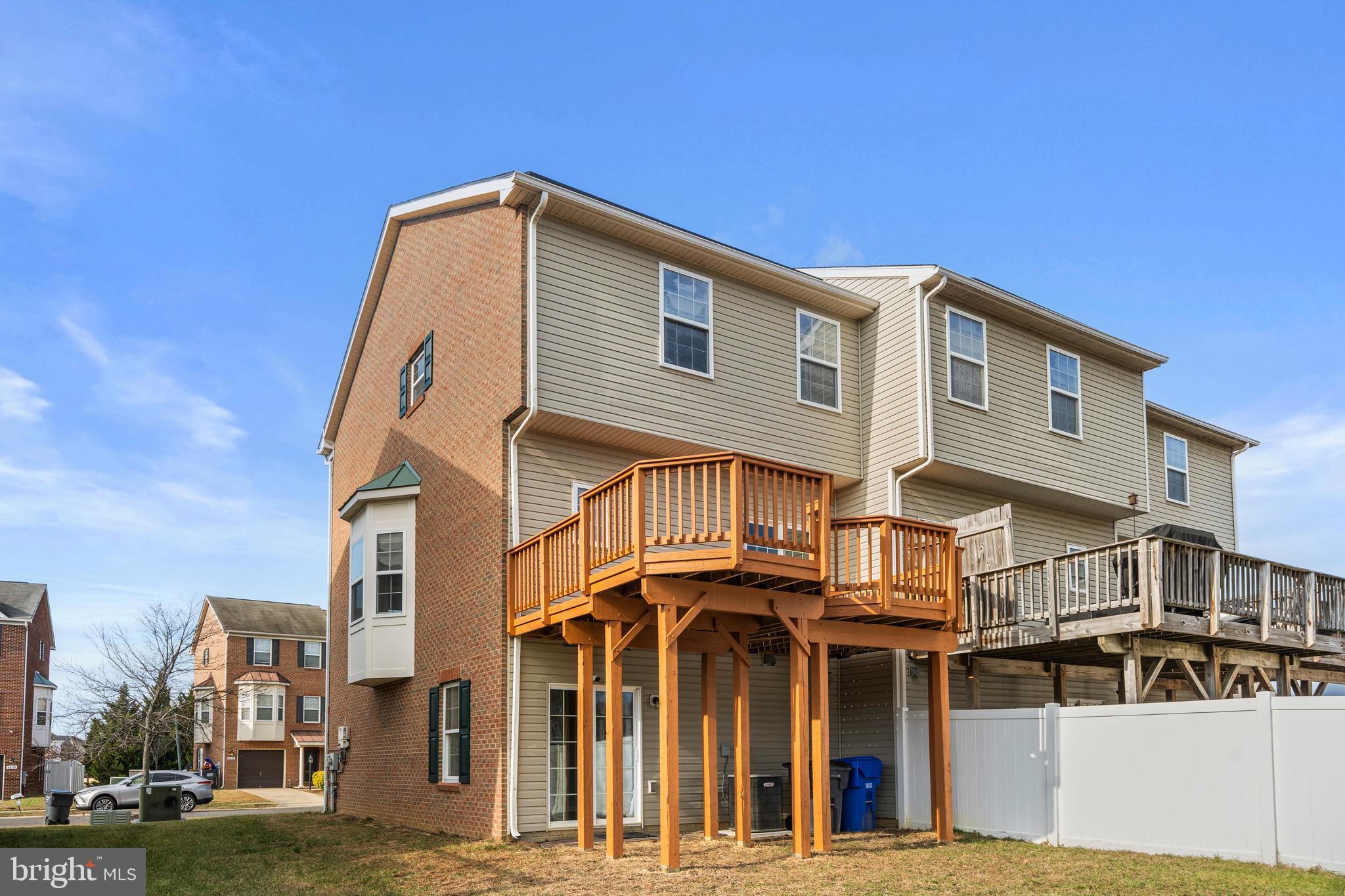 SHEFFIELD/FAIRWAY VILLAGE - Residential