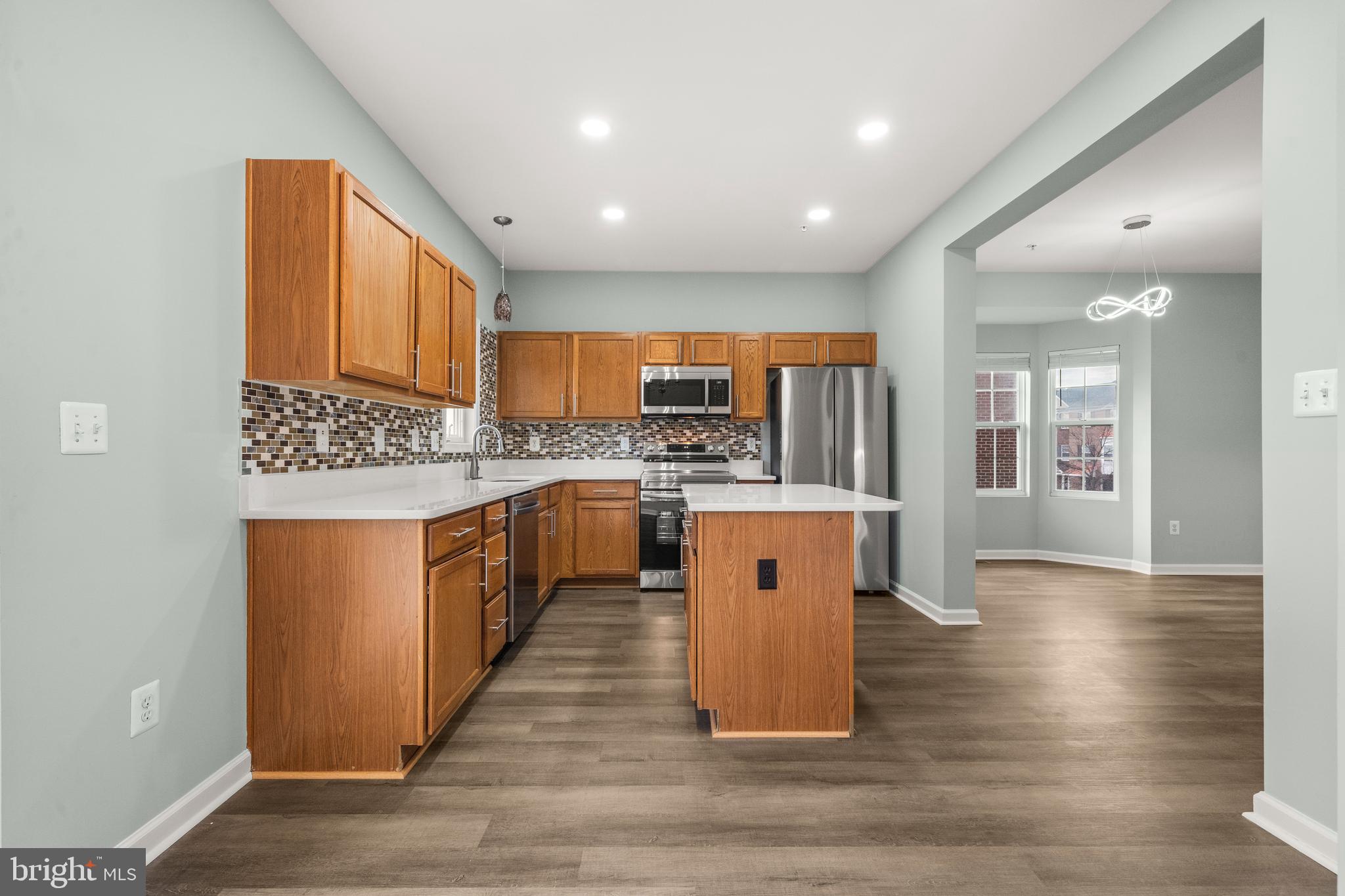 SHEFFIELD/FAIRWAY VILLAGE - Residential