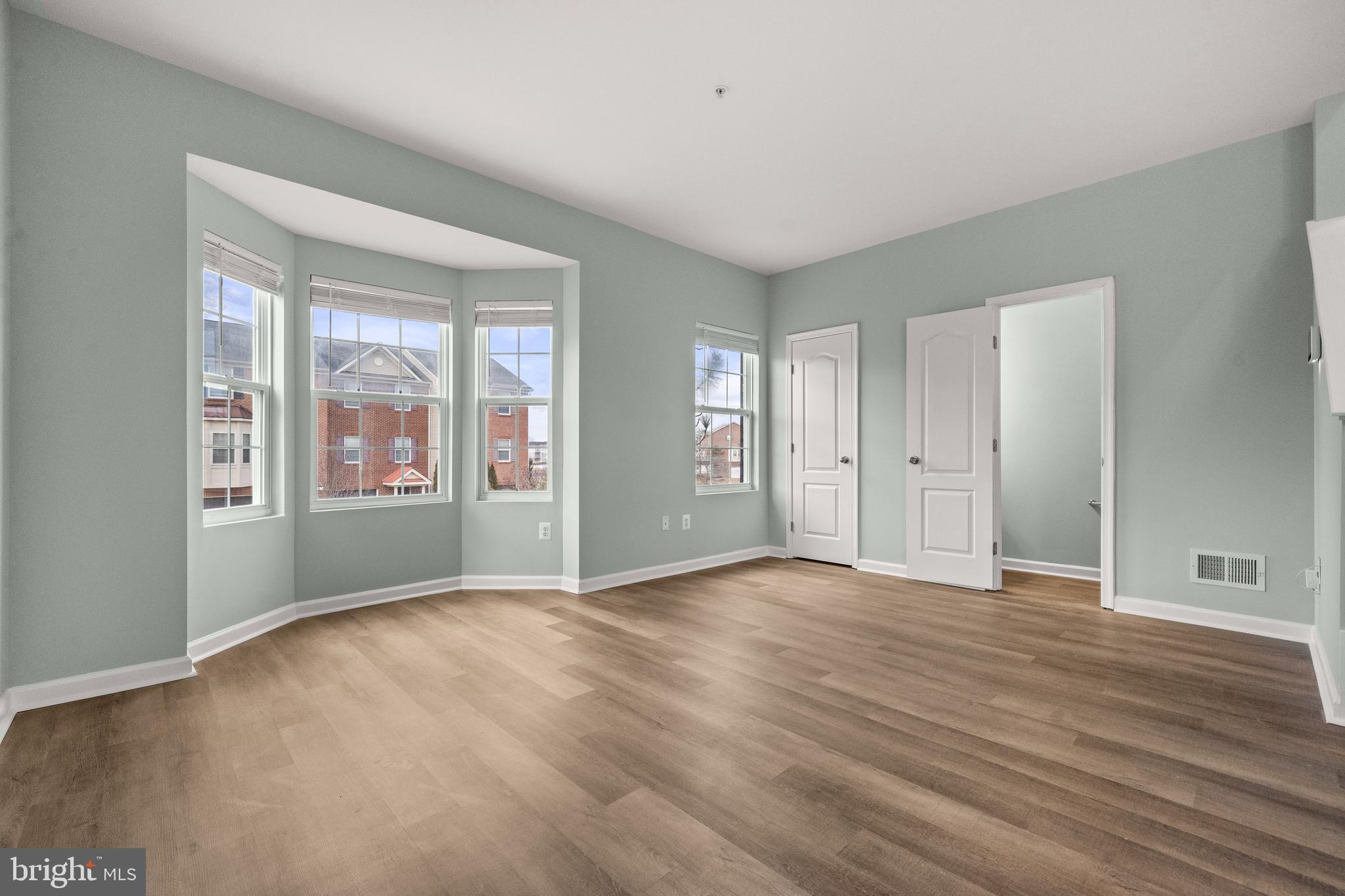 SHEFFIELD/FAIRWAY VILLAGE - Residential