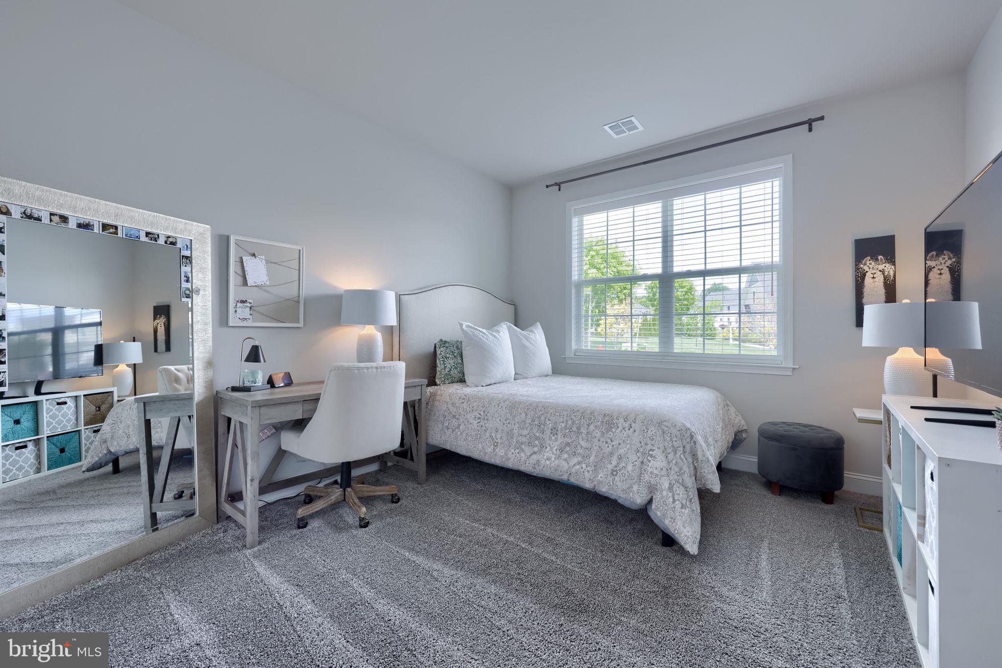 CROSSGATES - Residential