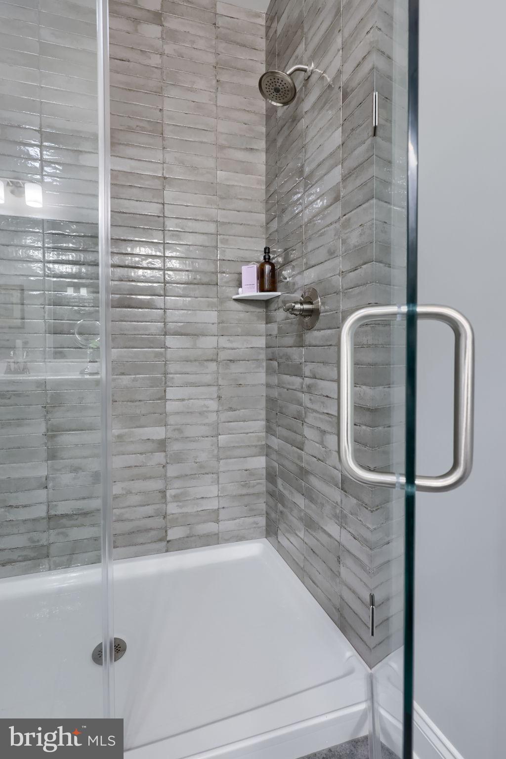 CROSSGATES - Residential