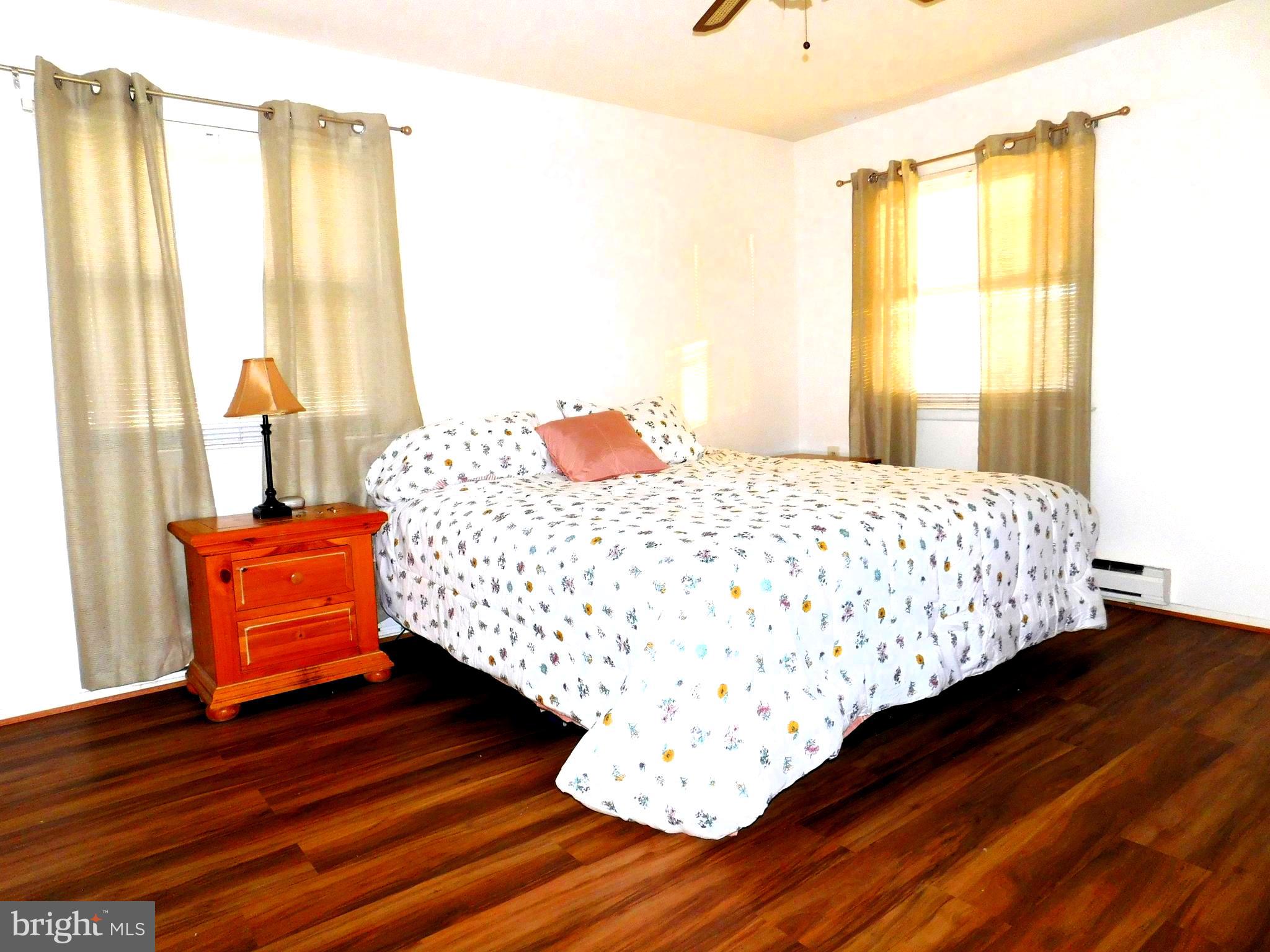 CRESTWOOD VILLAGE - Residential