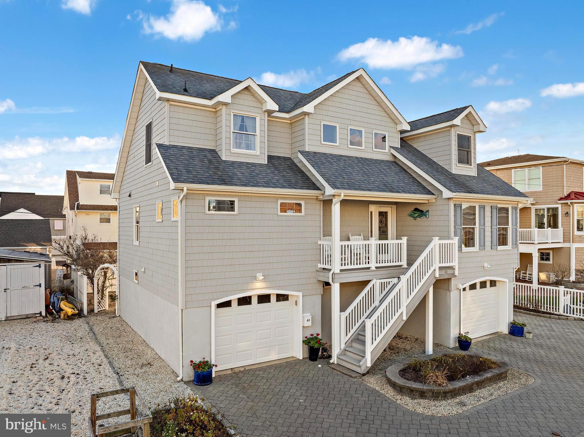 40 W MARYLAND AVENUE