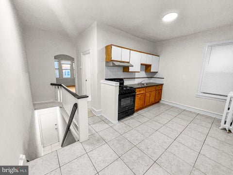 Townhouse For Rent - 4832 N Camac Street #2<br/> PHILADELPHIA, PA 19141