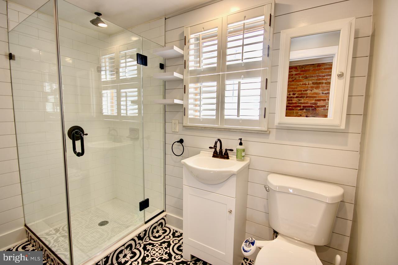 PASSYUNK SQUARE - Residential