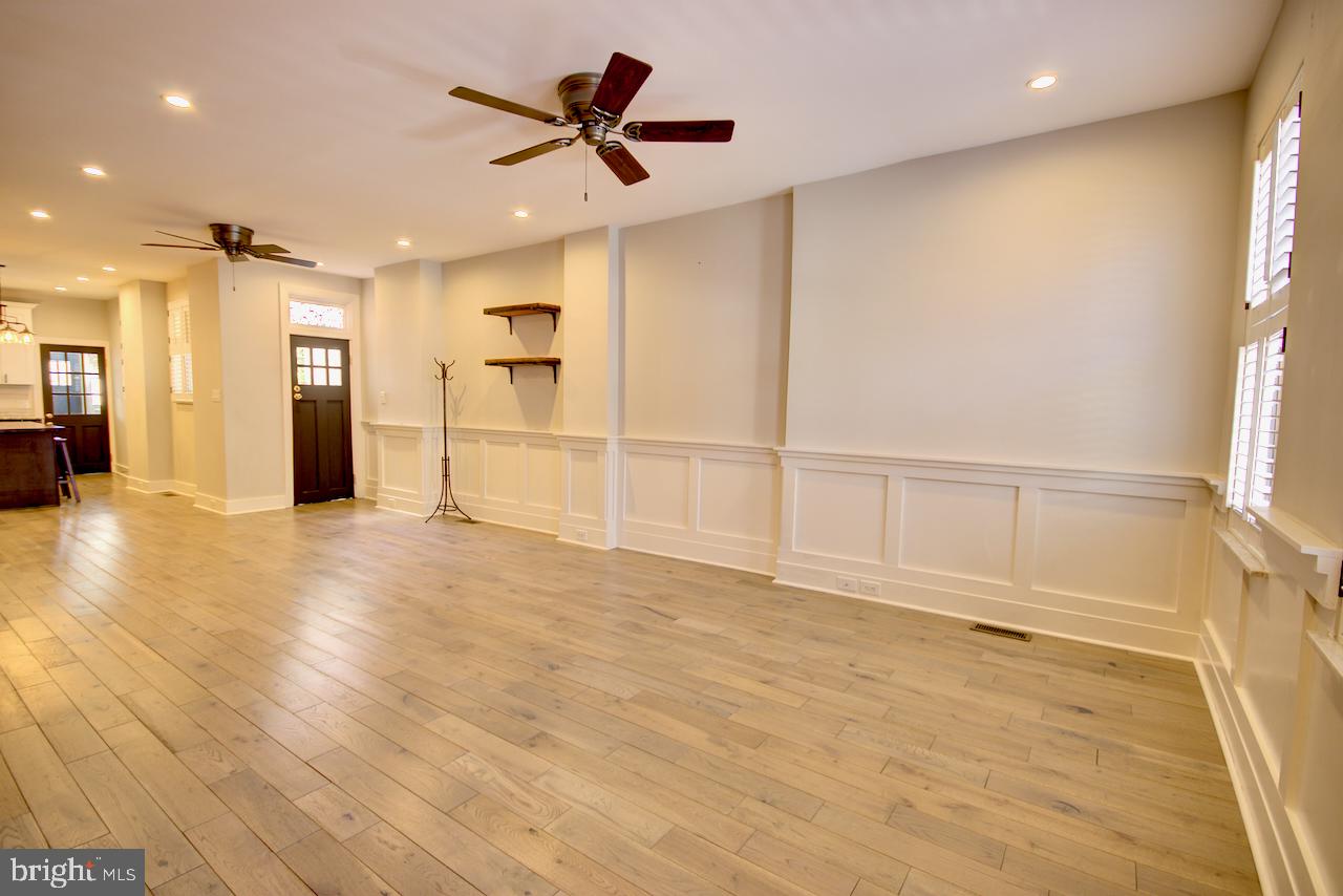 PASSYUNK SQUARE - Residential