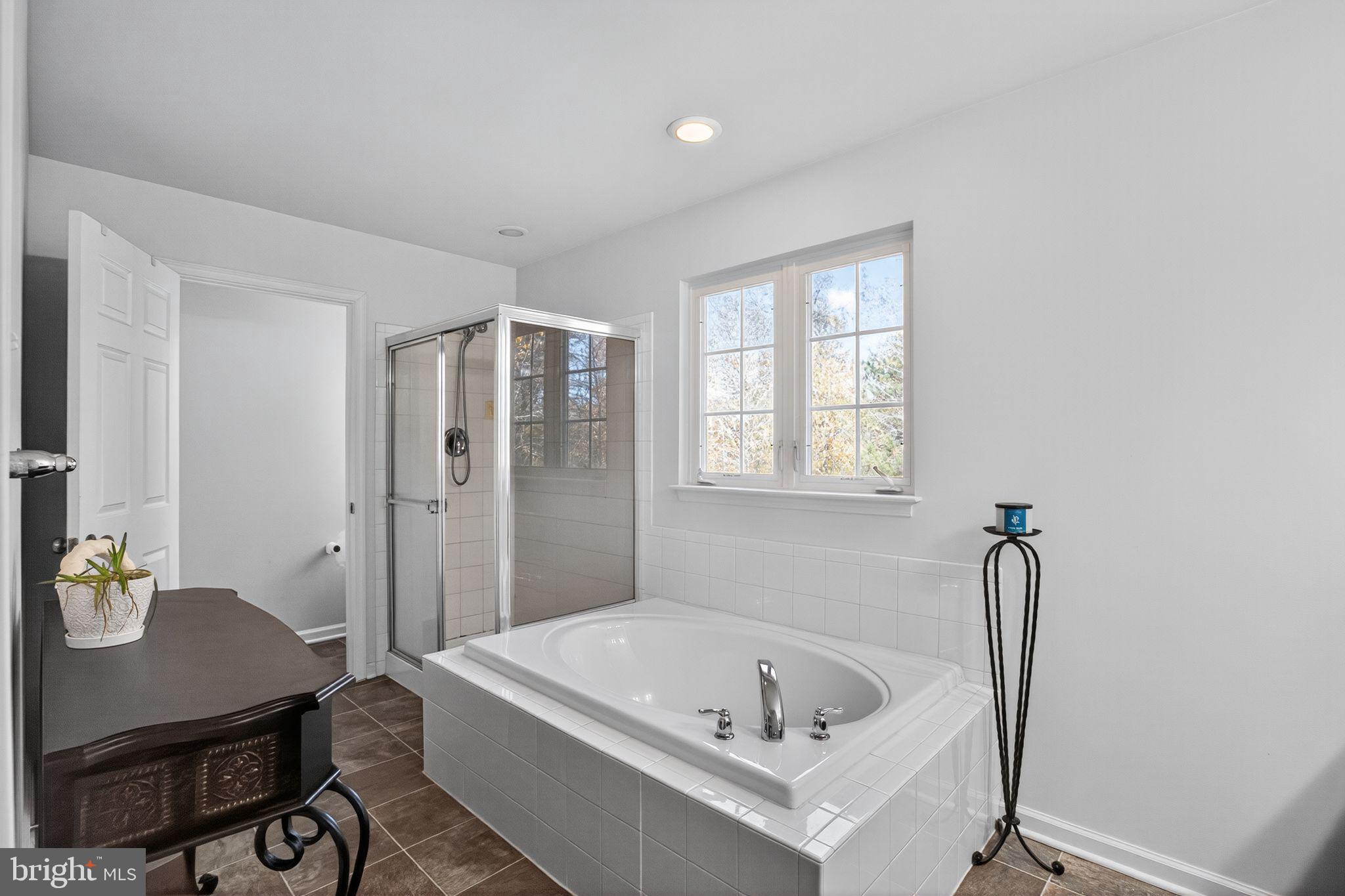 BRENTWOOD - Residential