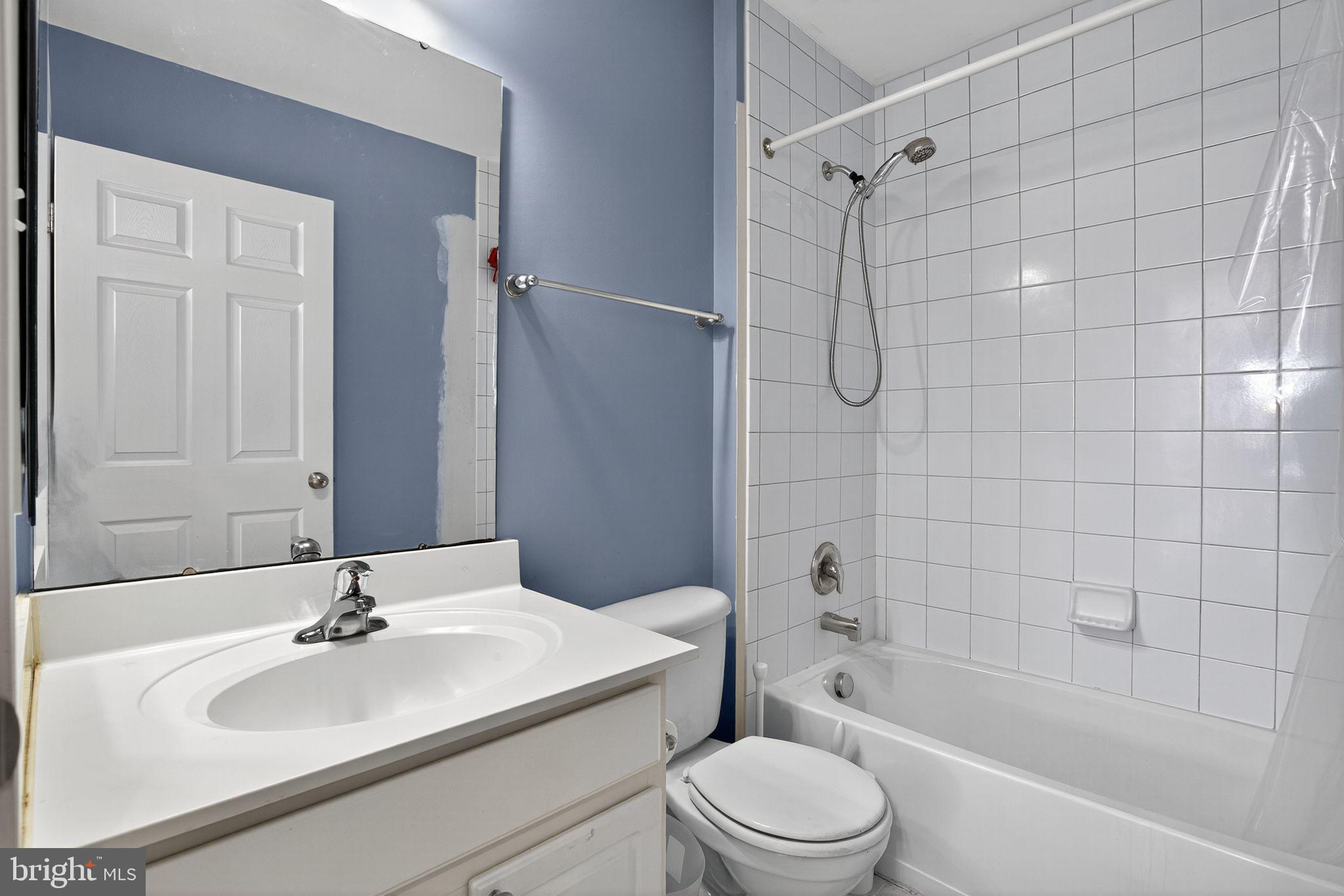 BRENTWOOD - Residential