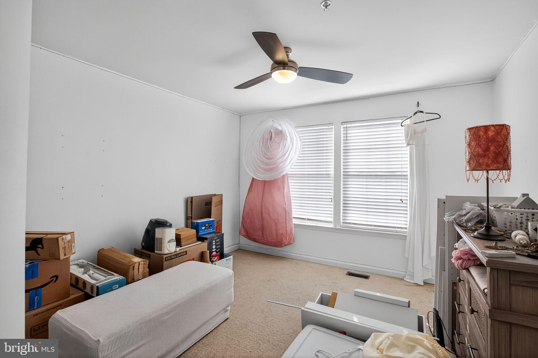 BRENTWOOD - Residential