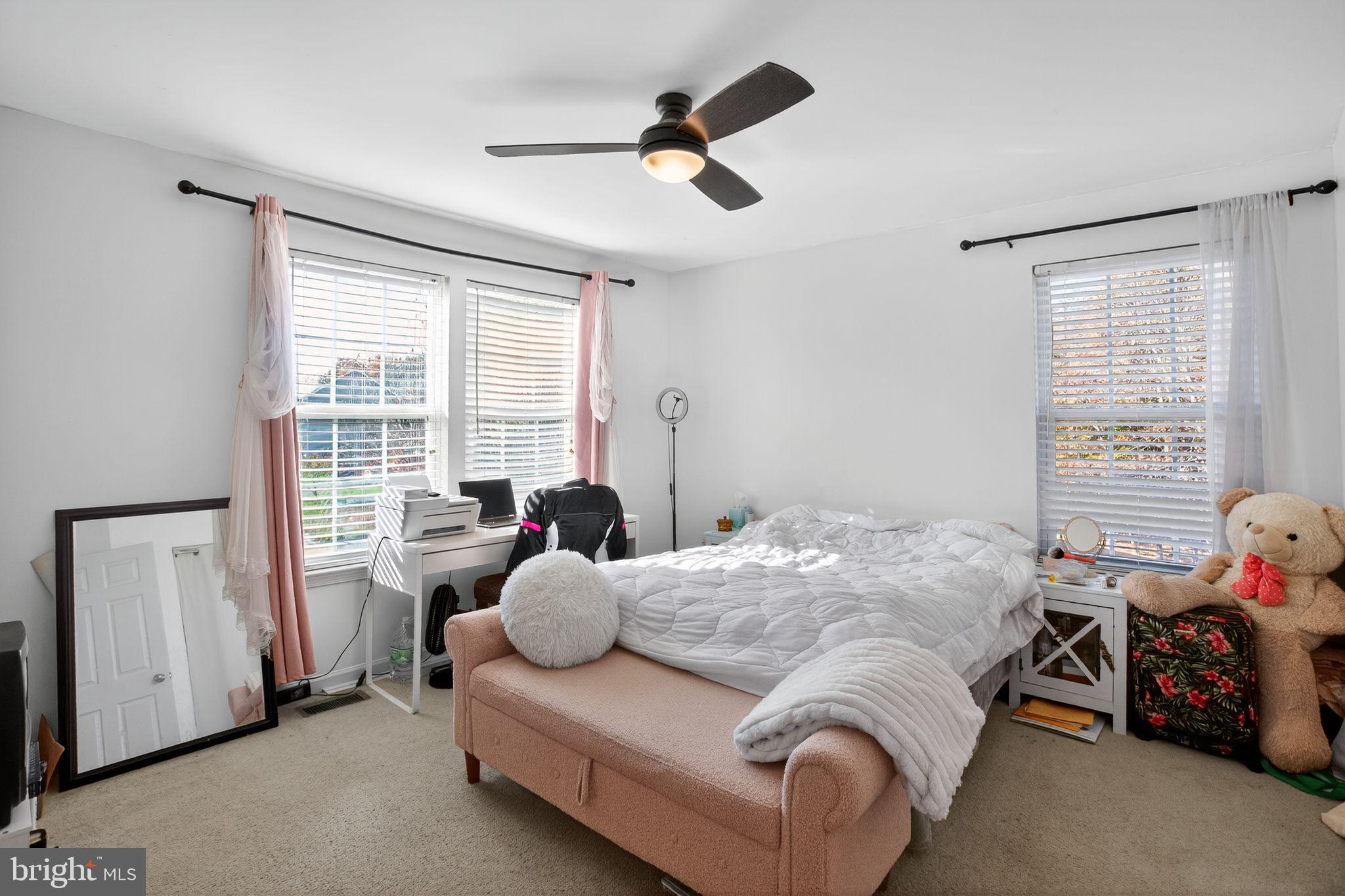 BRENTWOOD - Residential