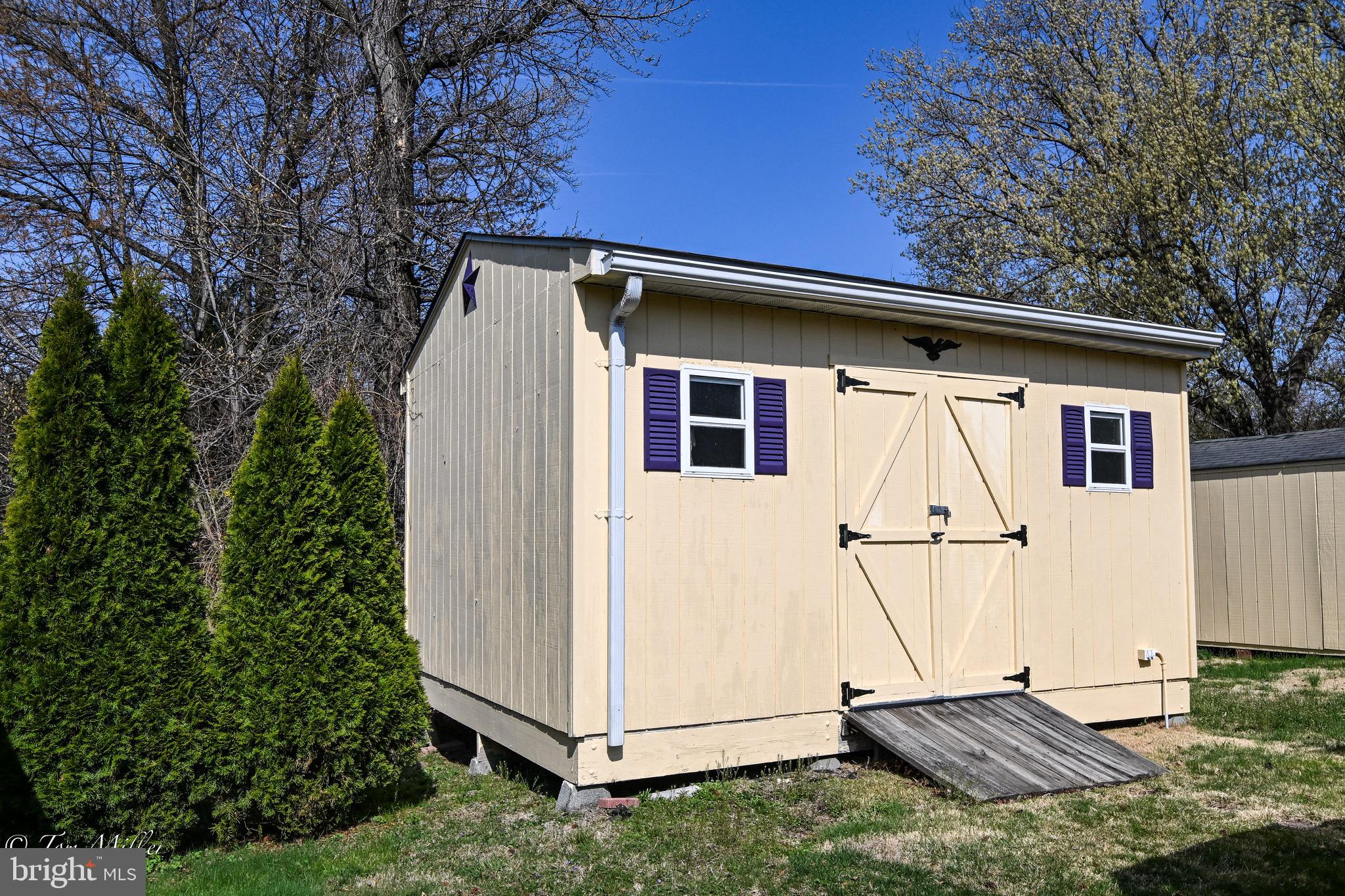 GOLDENTREE - Residential