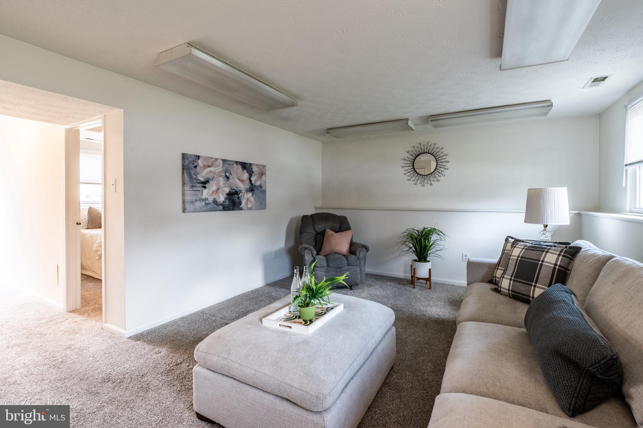 GOLDENTREE - Residential