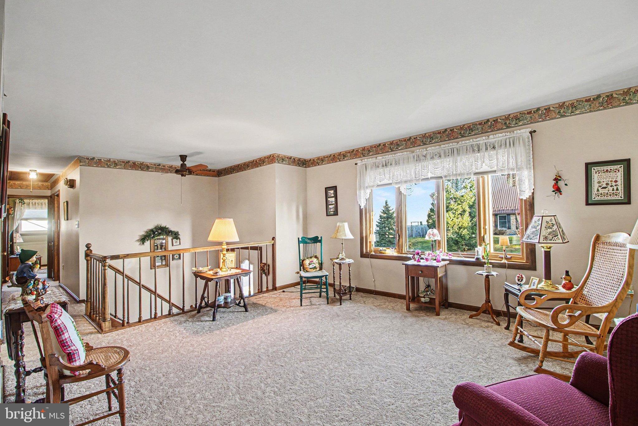 MEETING HOUSE HEIGHTS - Residential