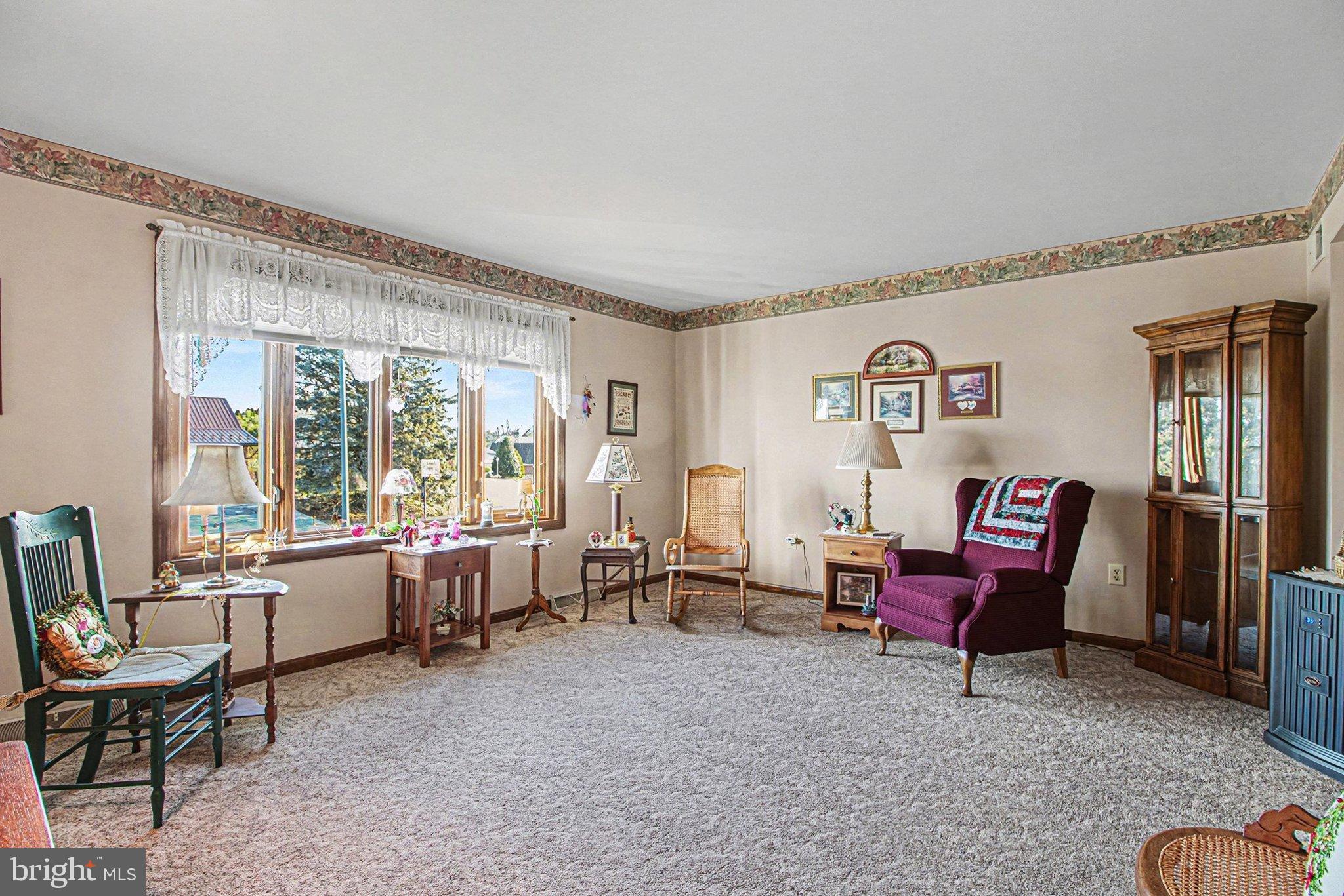 MEETING HOUSE HEIGHTS - Residential