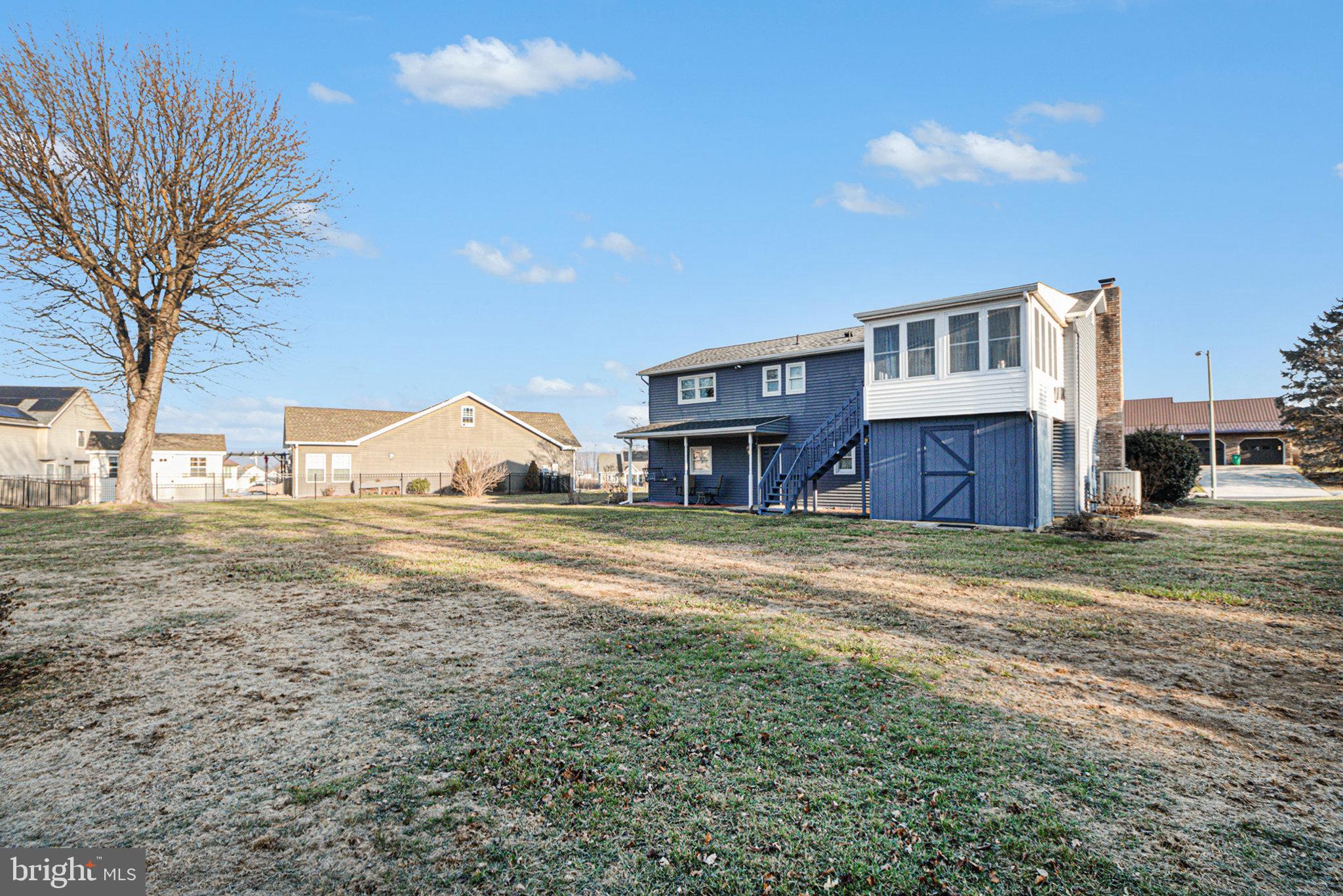 MEETING HOUSE HEIGHTS - Residential