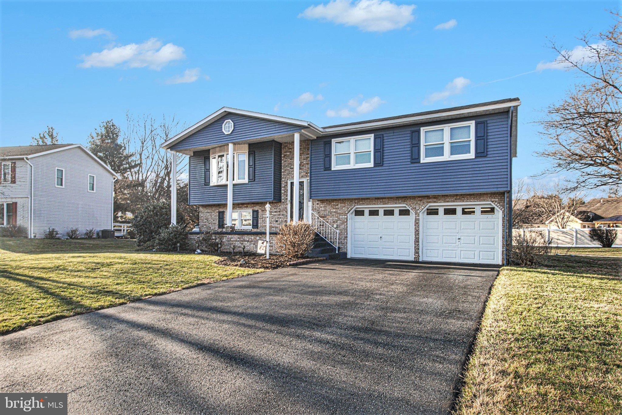 MEETING HOUSE HEIGHTS - Residential