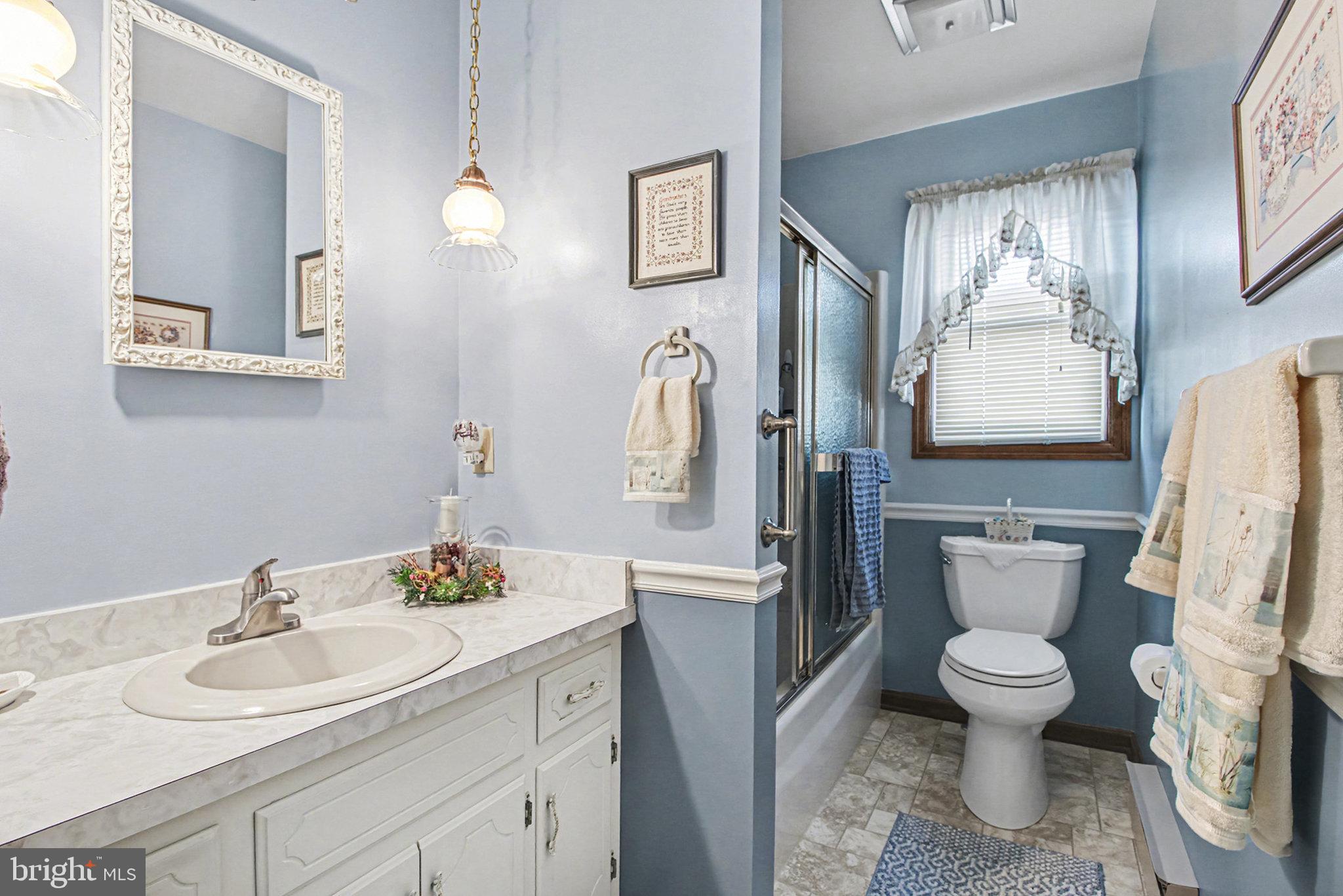 MEETING HOUSE HEIGHTS - Residential