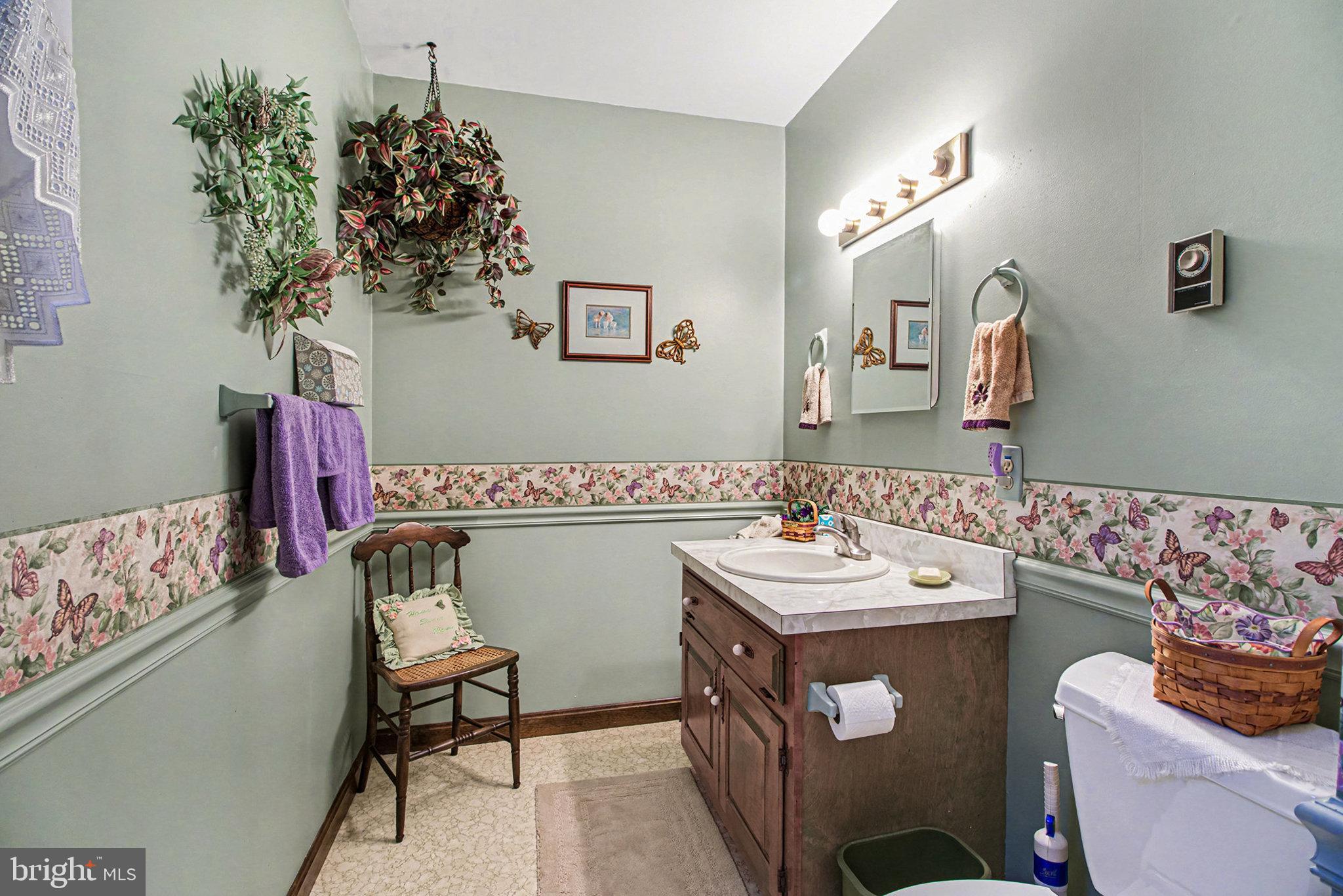 MEETING HOUSE HEIGHTS - Residential