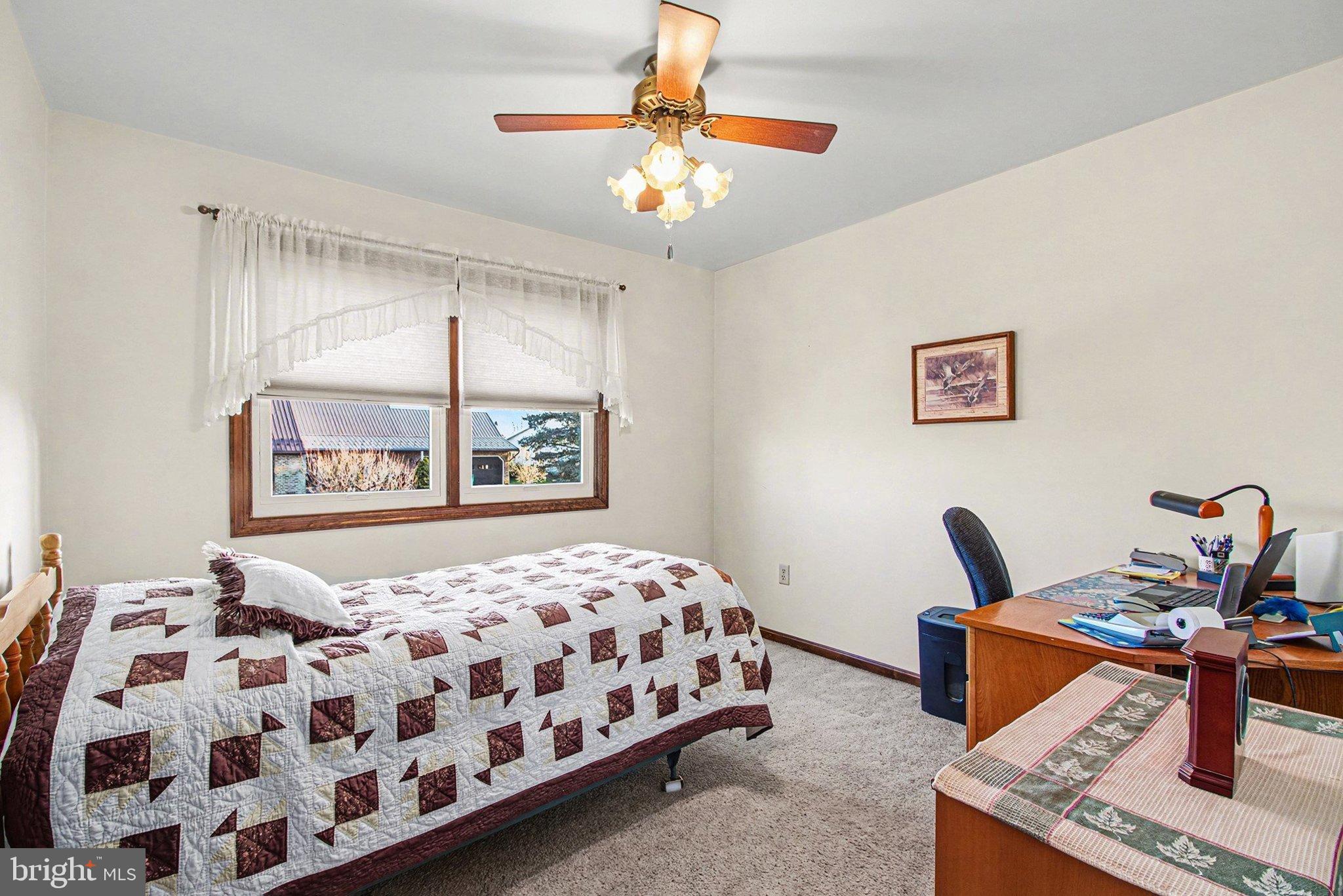 MEETING HOUSE HEIGHTS - Residential