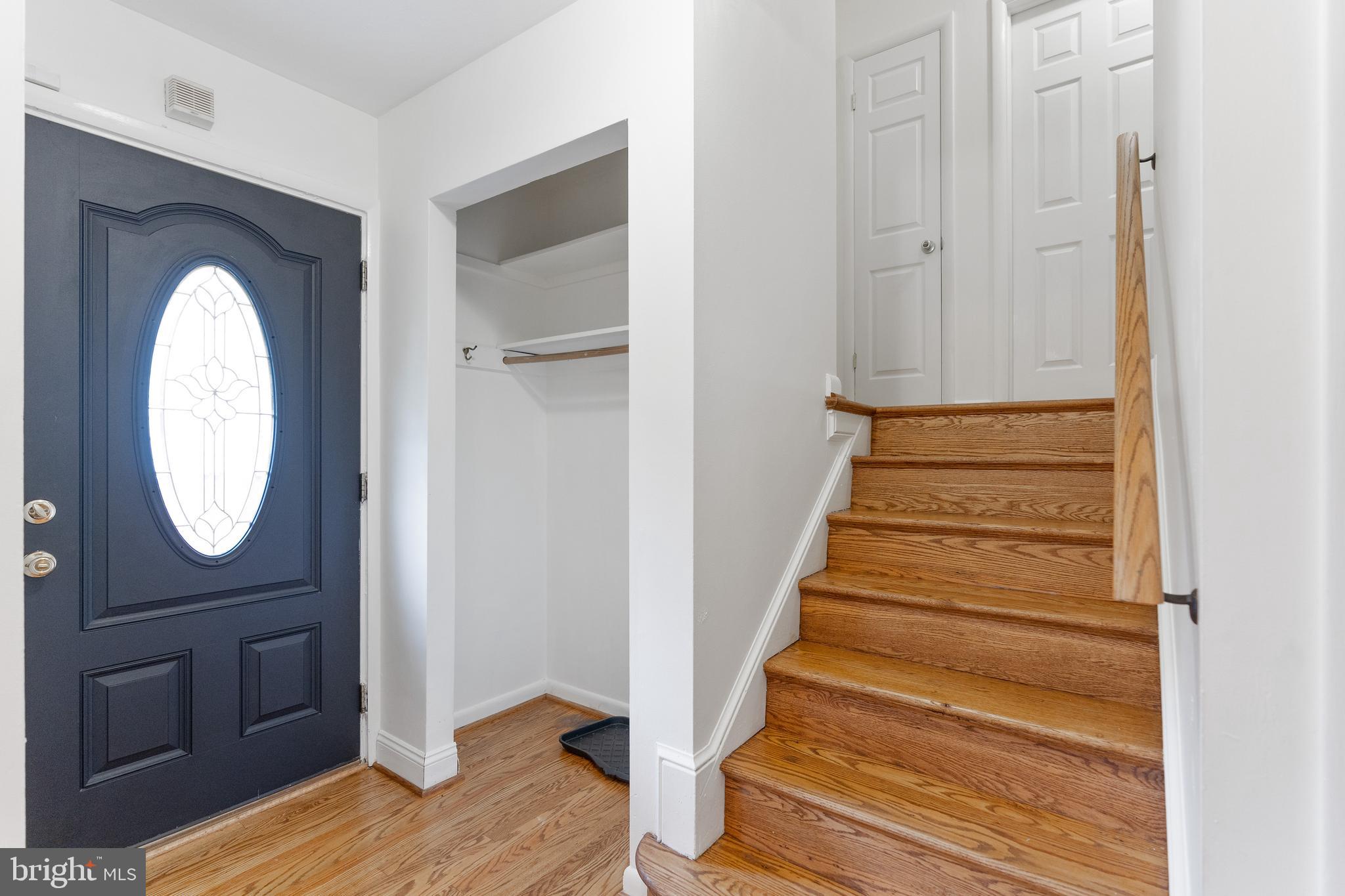 RIVERDALE WOODS - Residential Lease