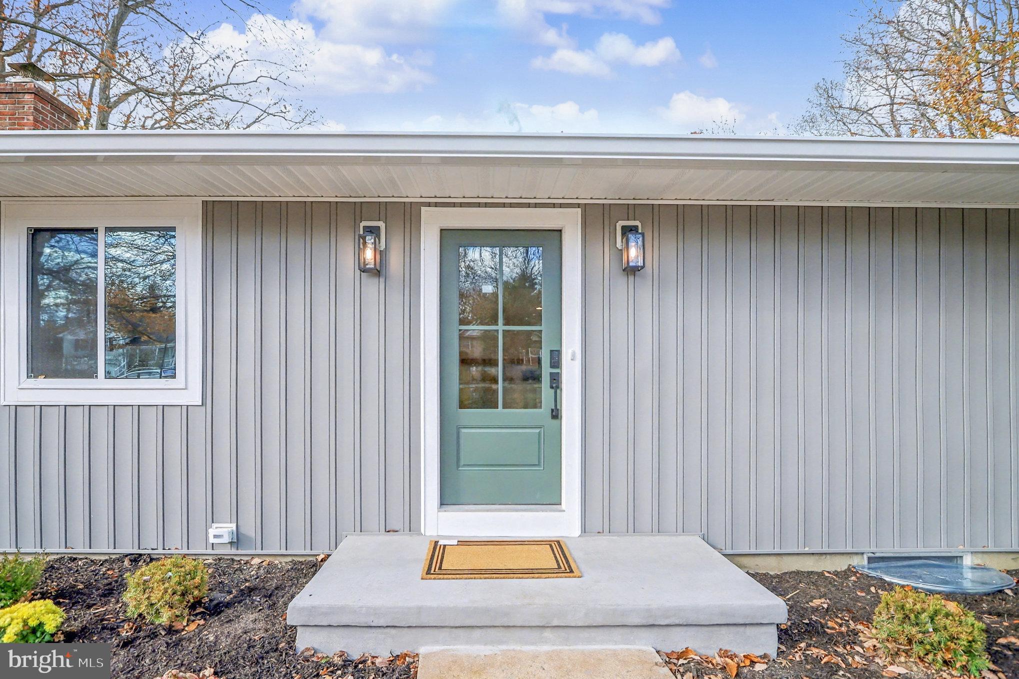 4 POPLAR GROVE AVENUE