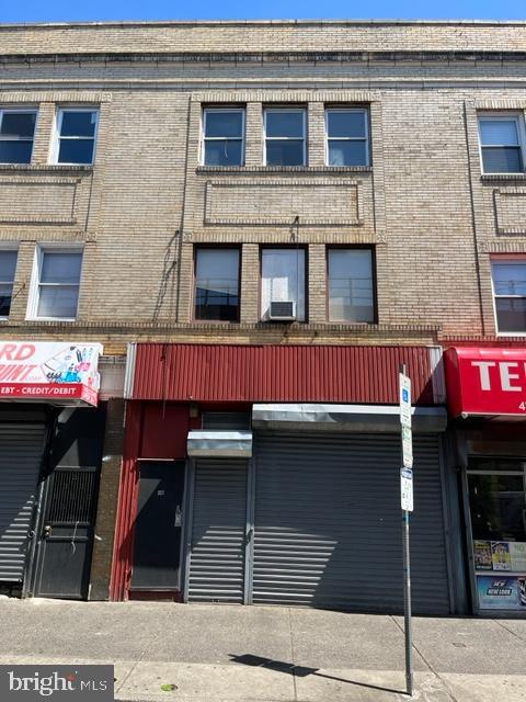 - Commercial Lease