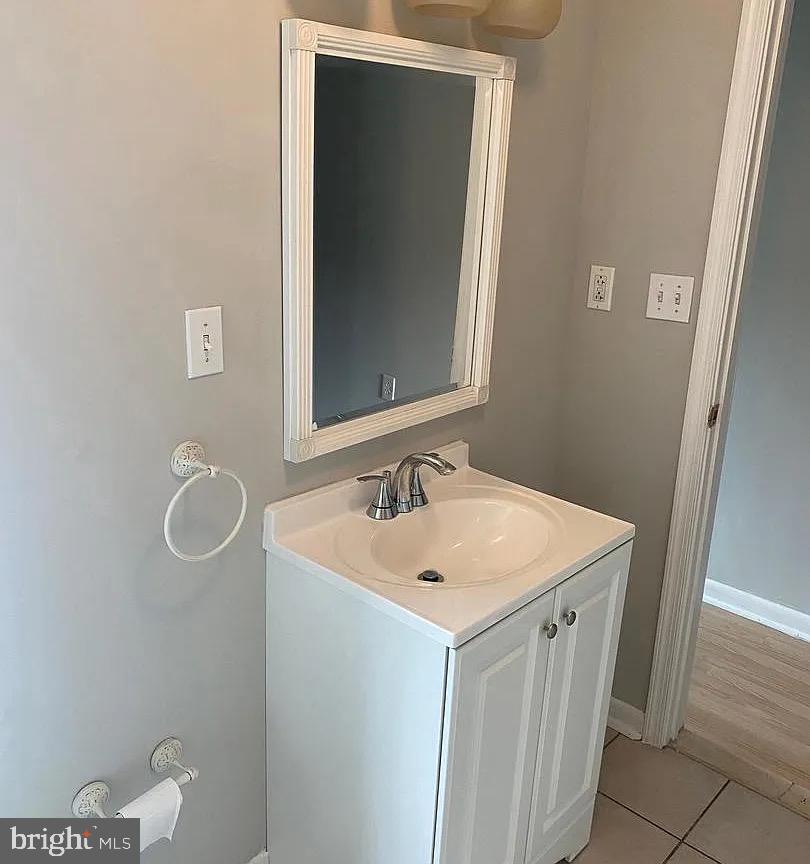 CONSHOHOCKEN - Residential Lease