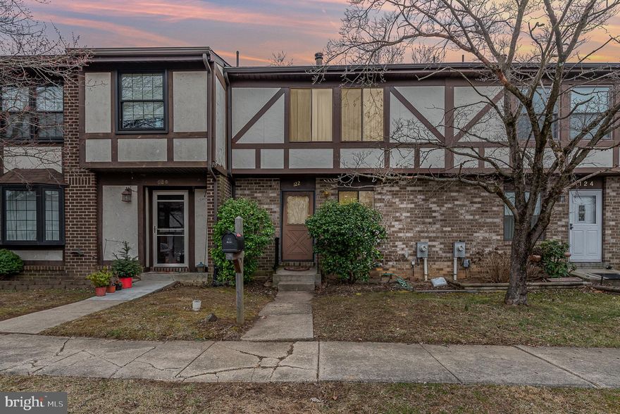 Investors and Handy Buyers!!! Check out this Colonial townhouse, ideally situated in a super convenient location. Built in 1977, this residence offers 1,320 square feet of living space, featuring three bedrooms and two and a half bathrooms. Lots of potential here to make it your own. There is a brand new roof, recently replaced siding, professionally installed Pellet Stove that hasn’t been used, oil heat and central a/c! The basement is unfinished.  This home is priced to reflect the need for remodeling and is being sold as-is.