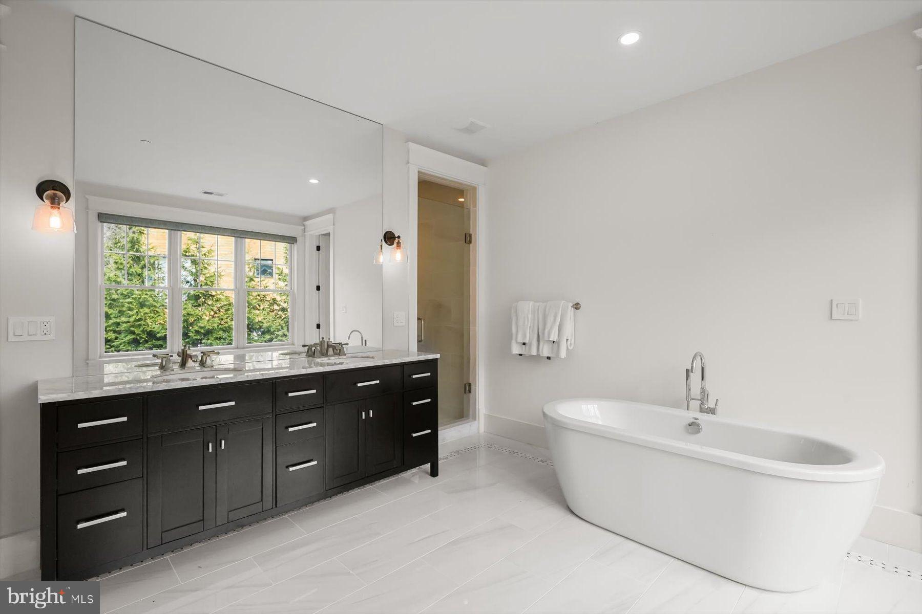 HIGH POINT - Residential