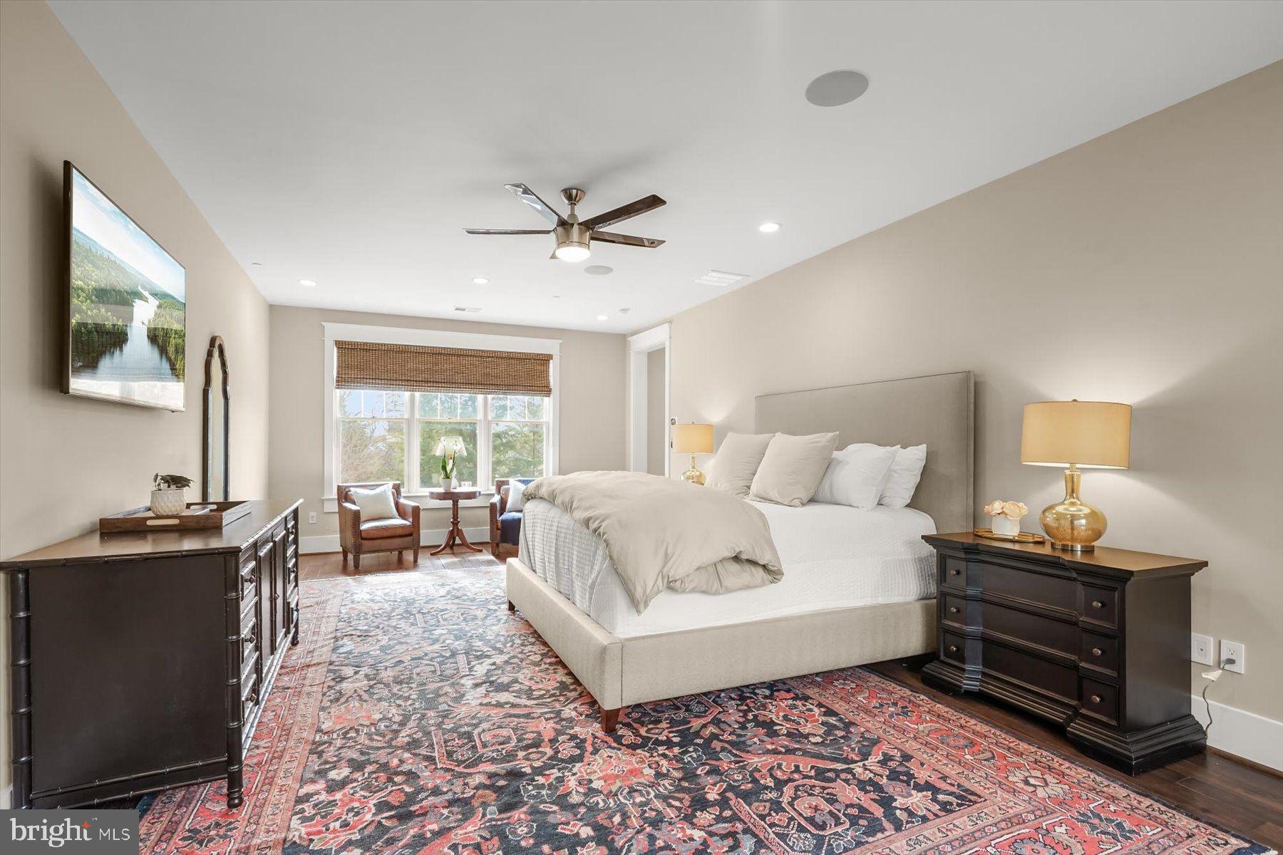 HIGH POINT - Residential