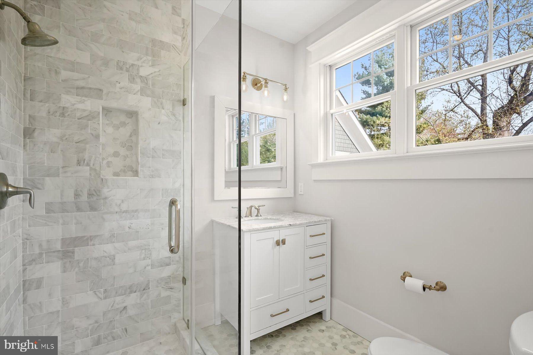 HIGH POINT - Residential