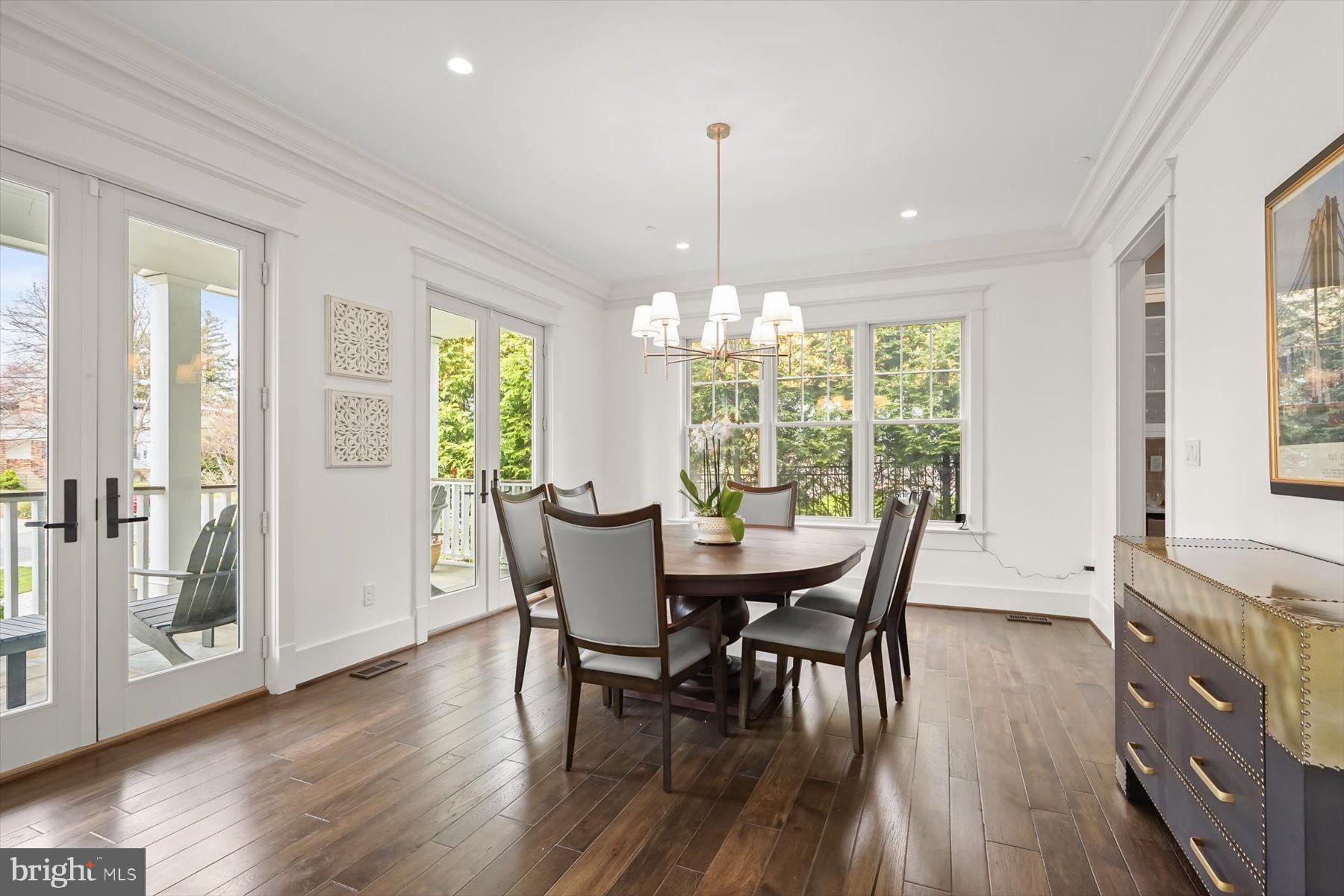 HIGH POINT - Residential