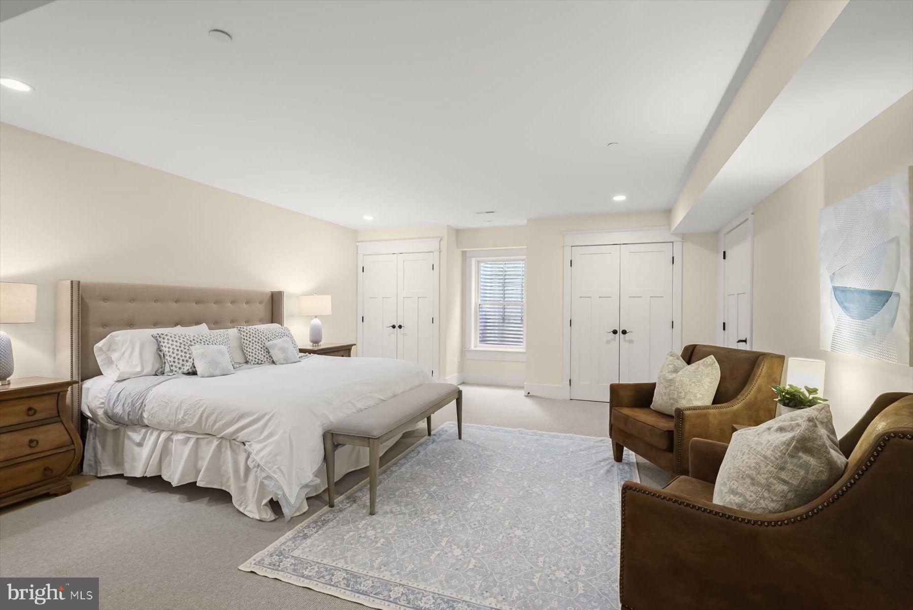 HIGH POINT - Residential