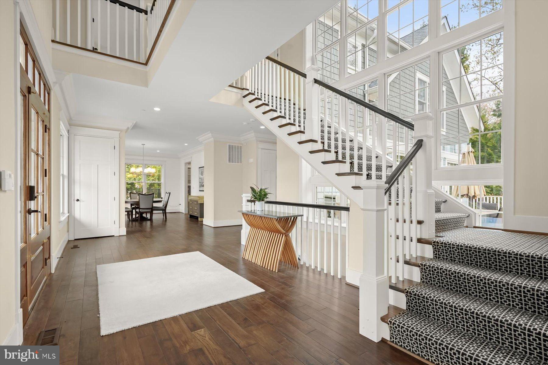 HIGH POINT - Residential