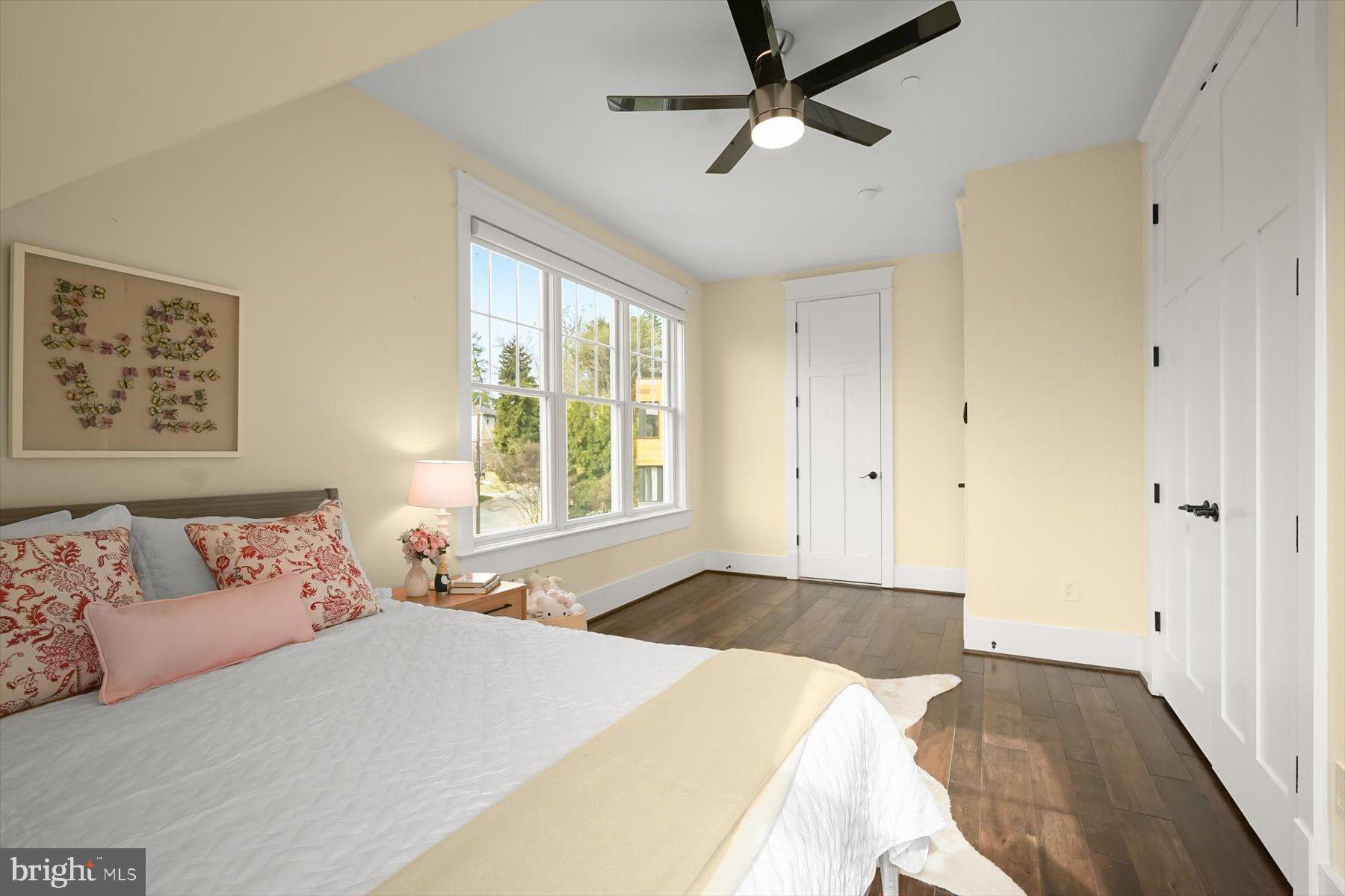 HIGH POINT - Residential