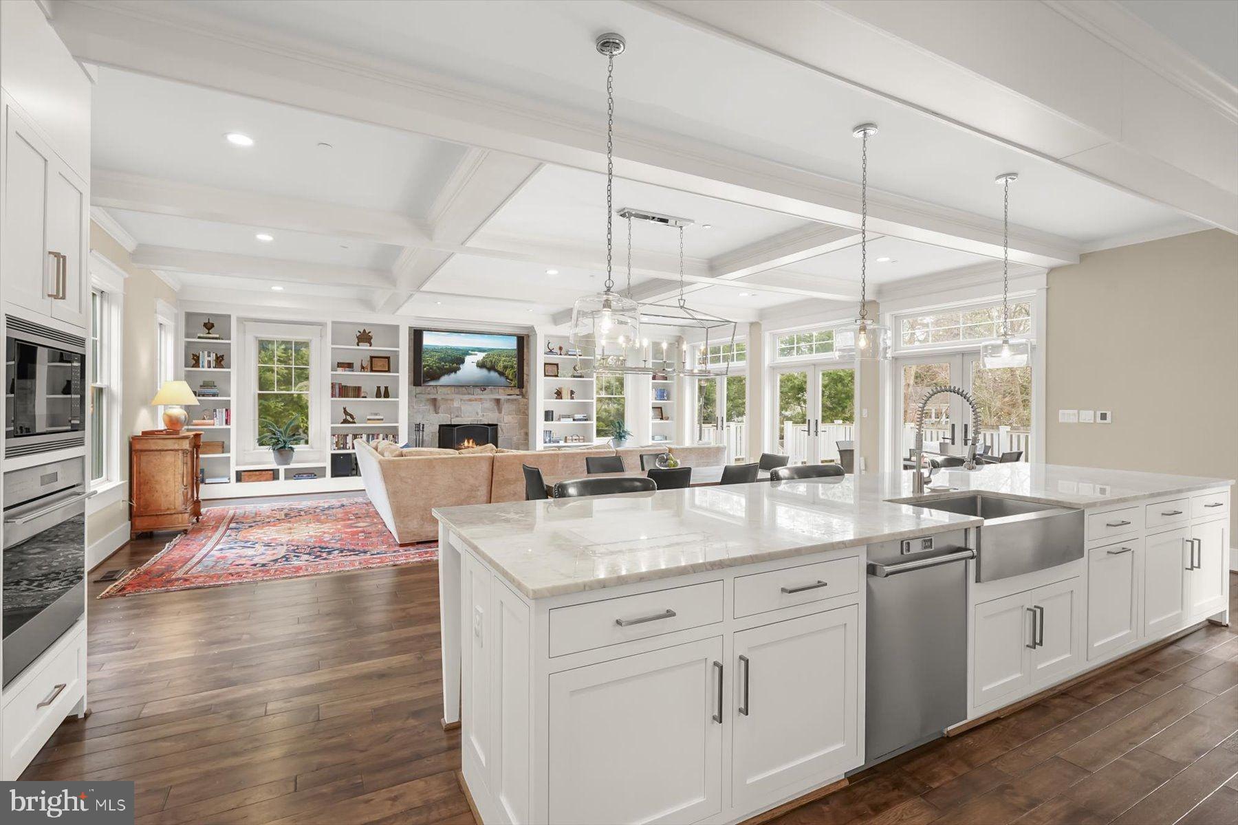 HIGH POINT - Residential