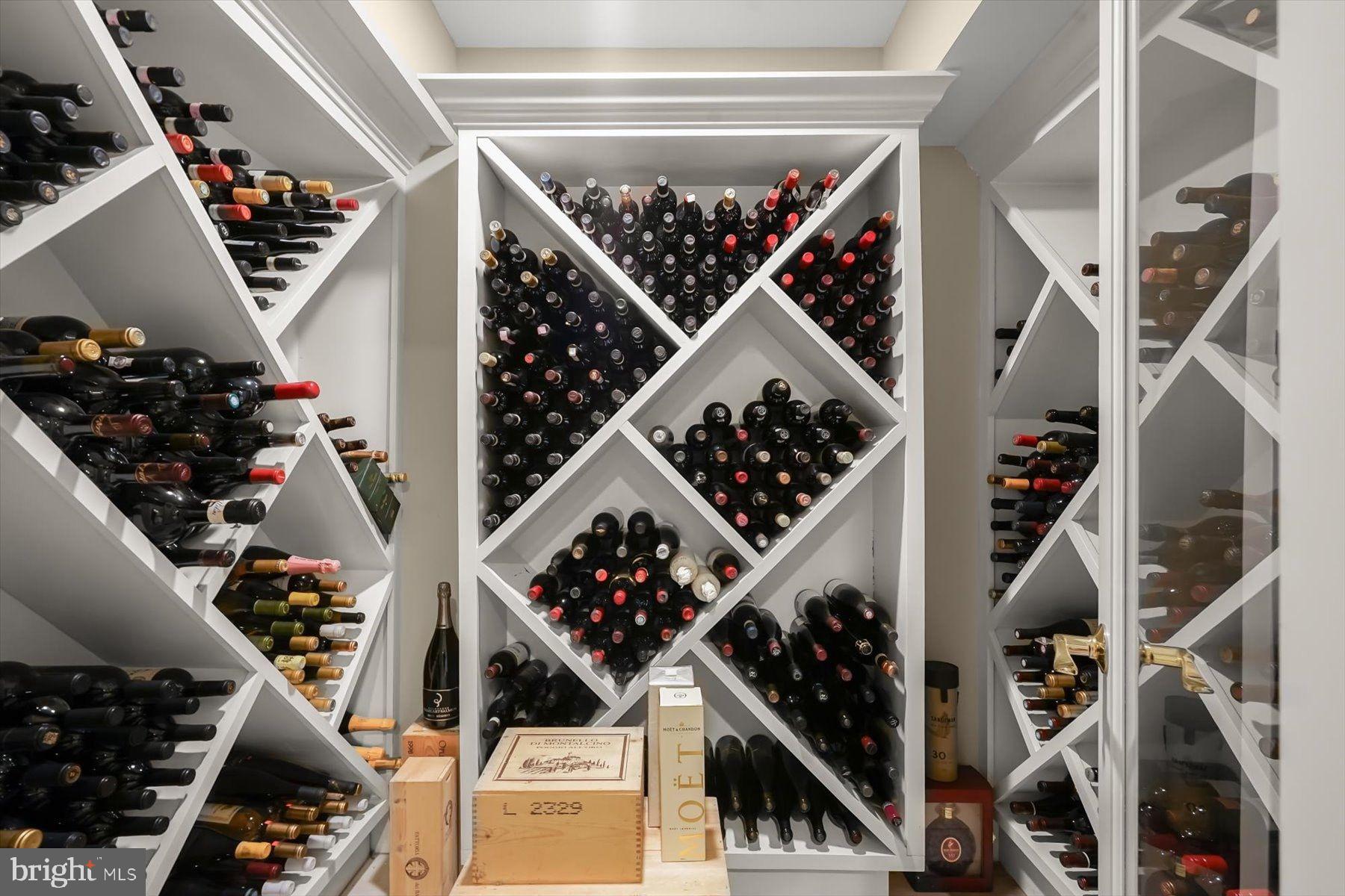 HIGH POINT - Residential