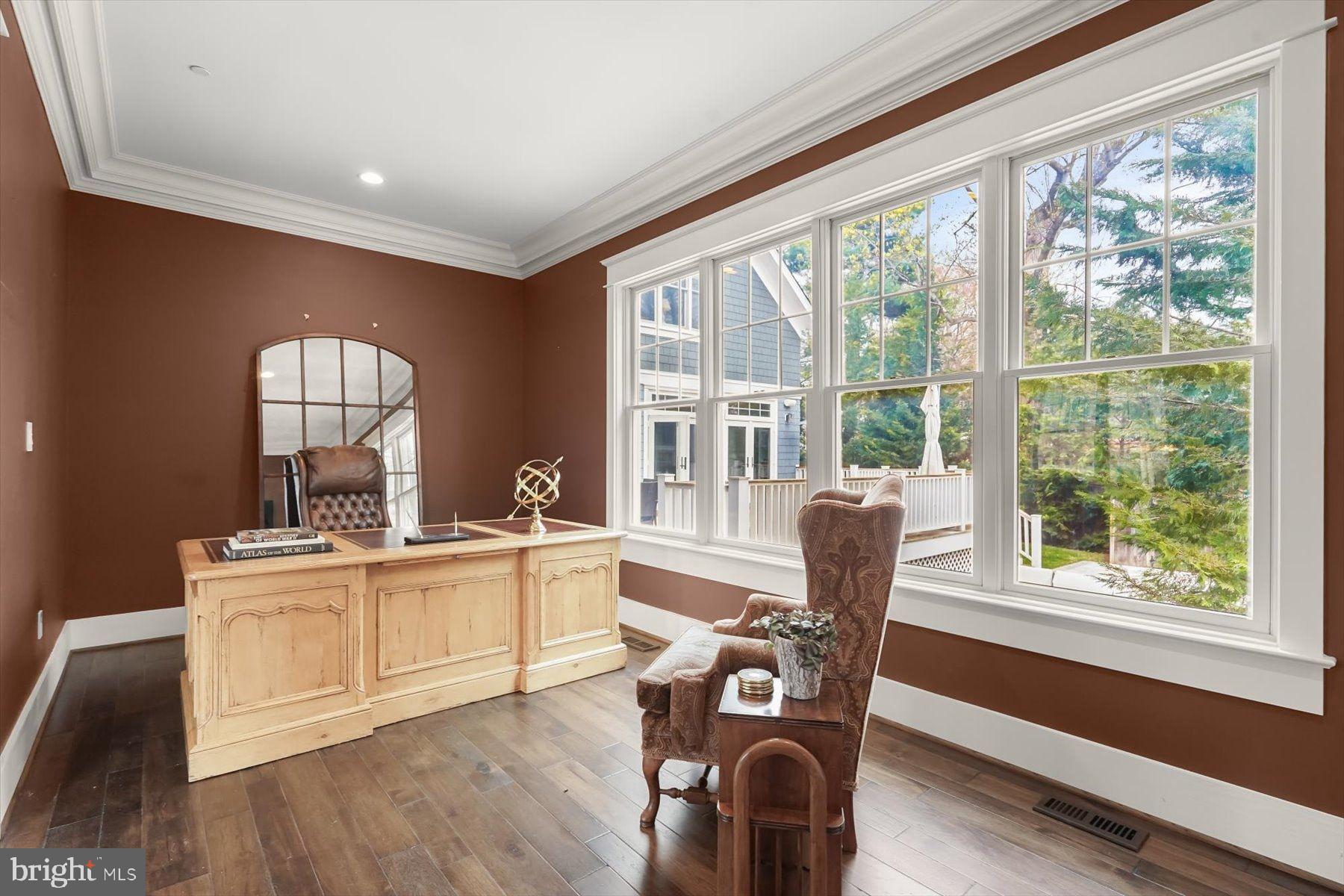 HIGH POINT - Residential