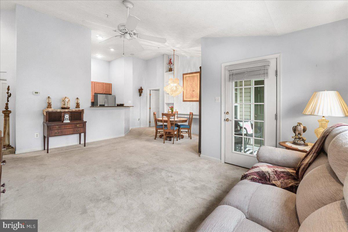 BUCKINGHAM CONDOMINIUMS - Residential