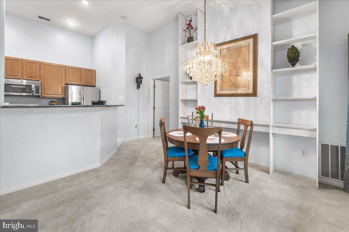 BUCKINGHAM CONDOMINIUMS - Residential