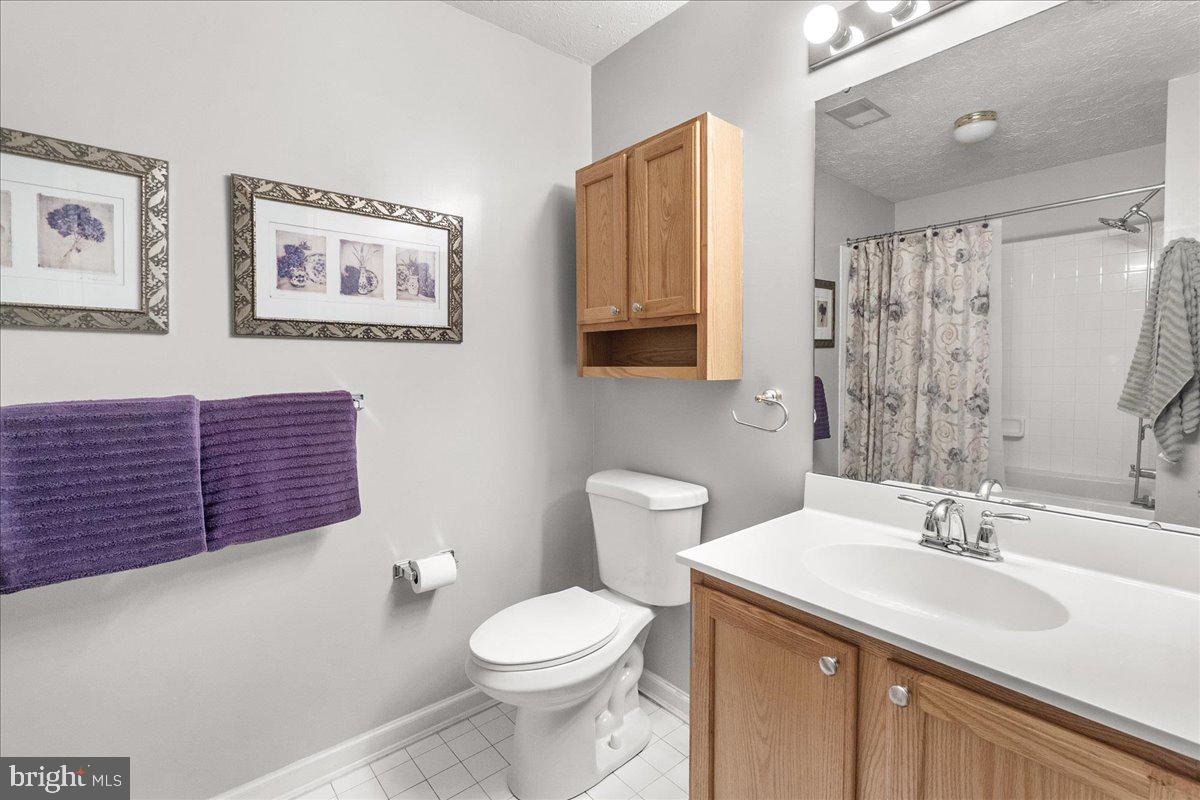 BUCKINGHAM CONDOMINIUMS - Residential