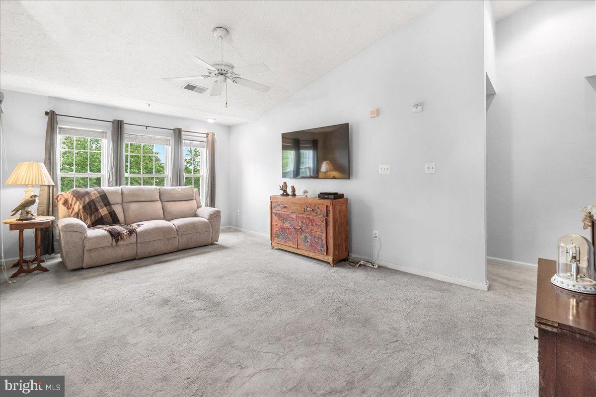 BUCKINGHAM CONDOMINIUMS - Residential