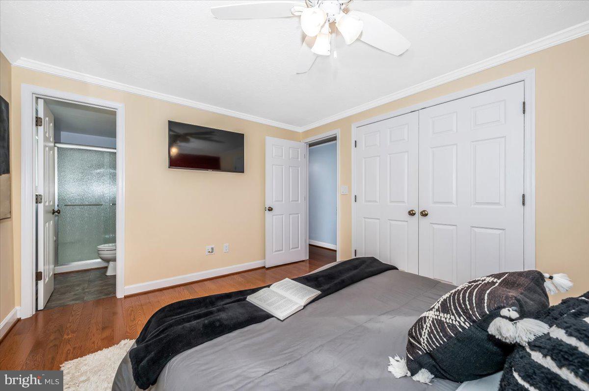 QUINCE ORCHARD MANOR - Residential